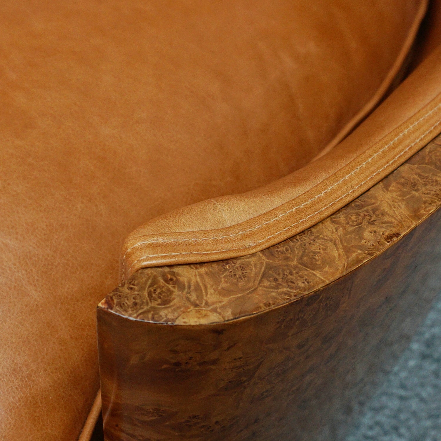 Vintage Art Deco Maurice Adams Club Sofa - Brown Leather and Walnut Sofa - Jeroen Markies Art Deco