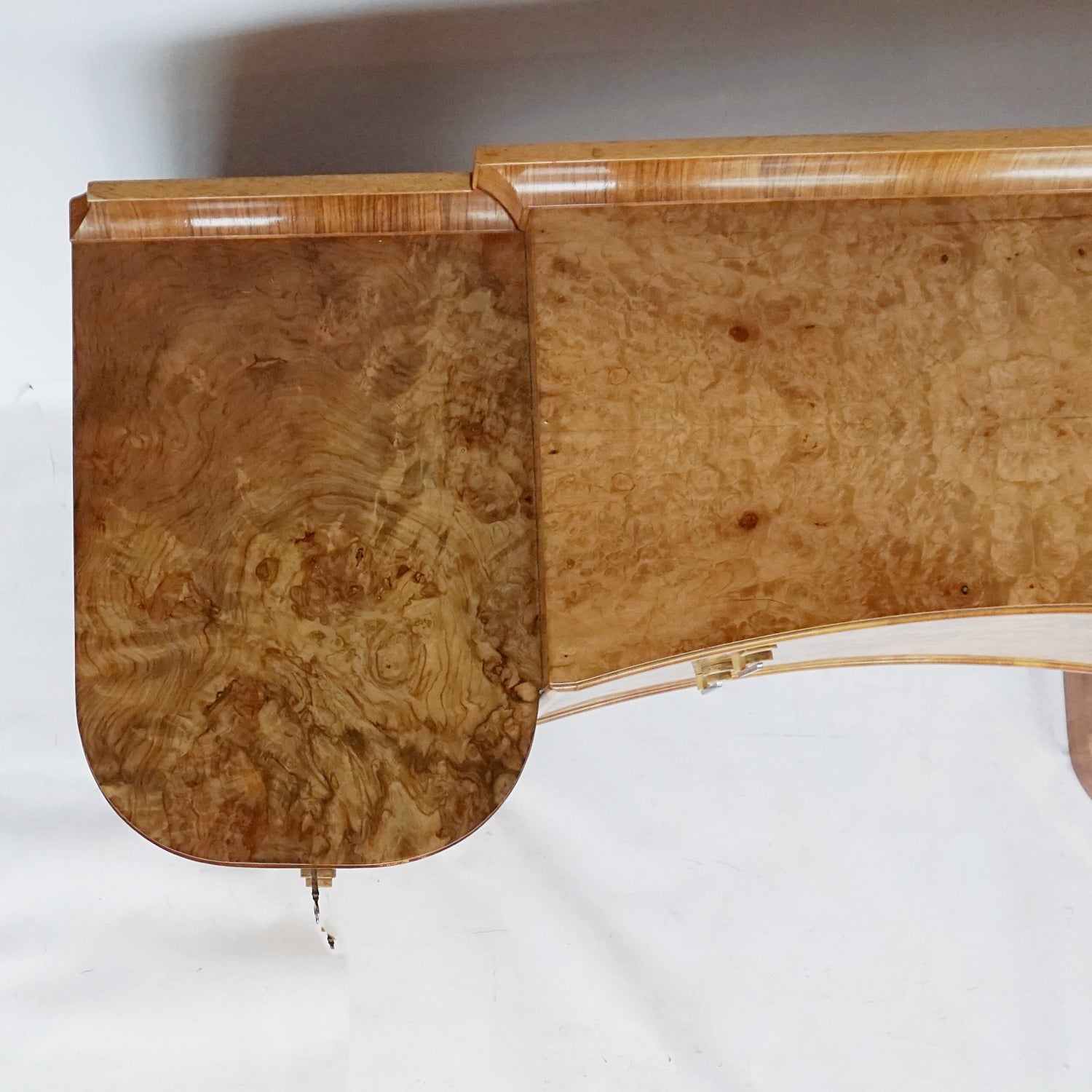 Art Deco Sideboard by Harry & Lou Epstein Vintage Art Deco - Jeroen Markies Art Deco