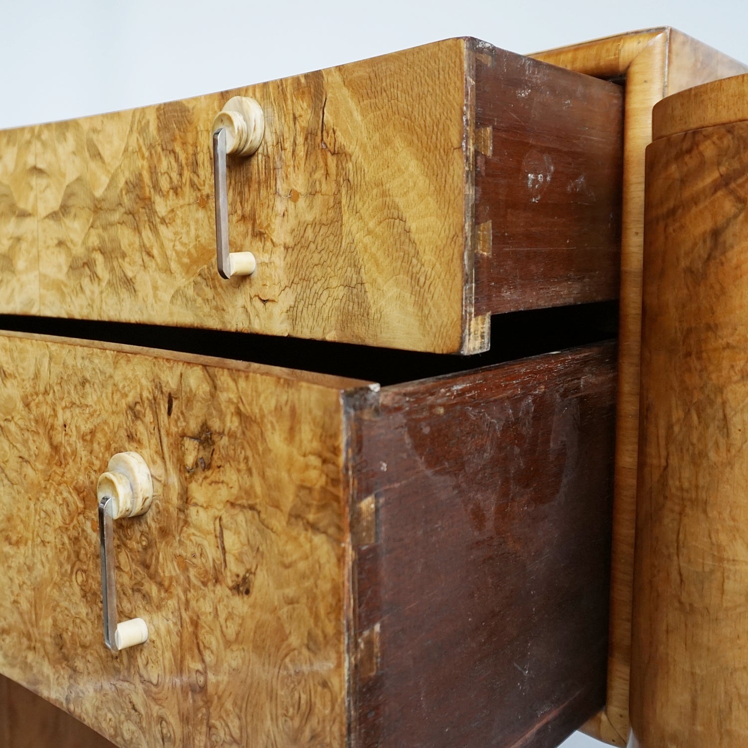 Art Deco Sideboard by Harry & Lou Epstein Vintage Art Deco - Jeroen Markies Art Deco