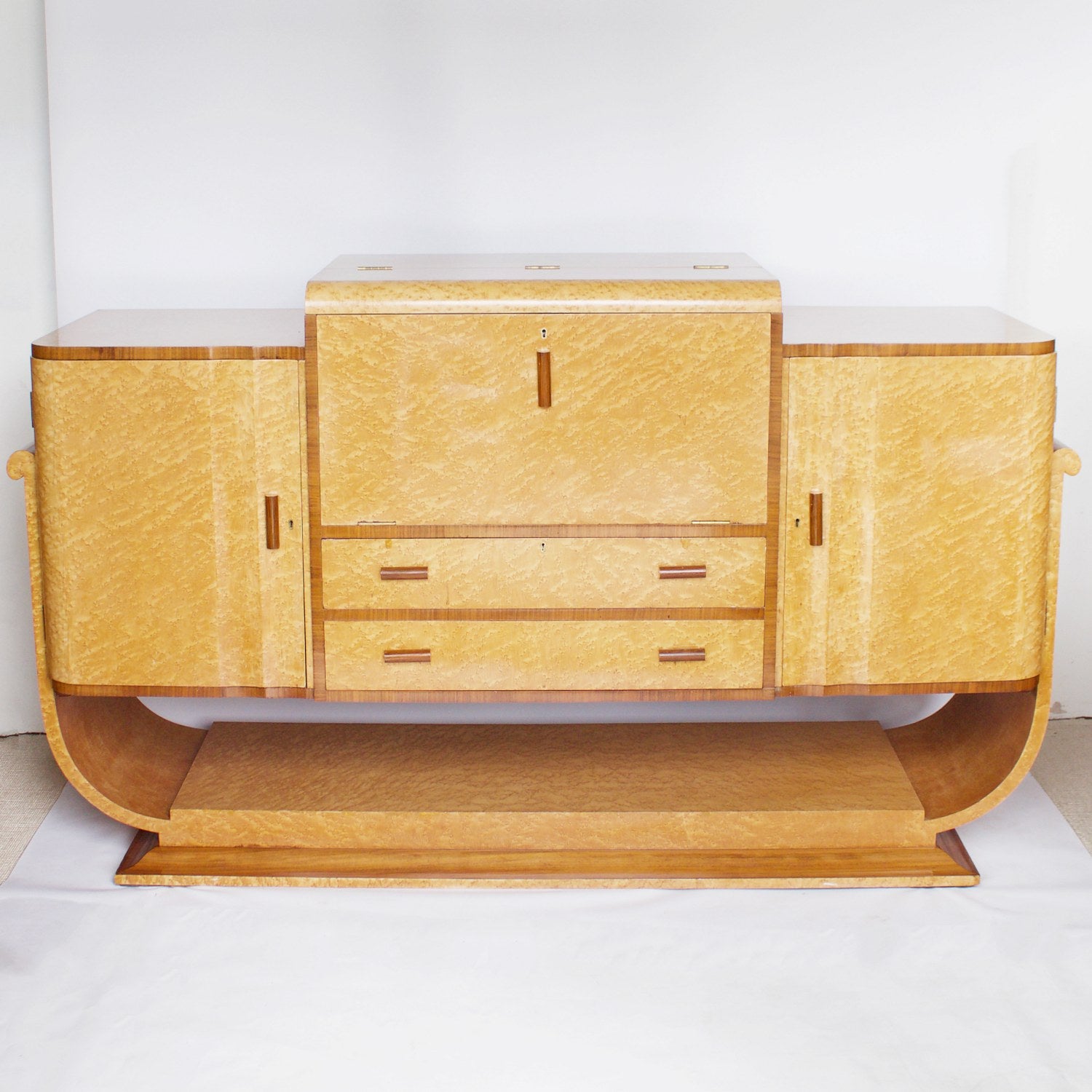 Cocktail Sideboard