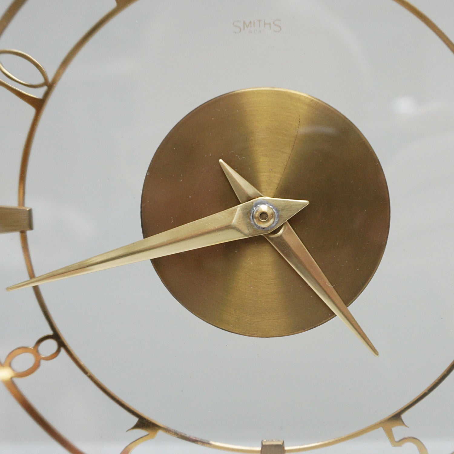 Art Deco Mantel Clock by Smiths Group - Jeroen Markies Art Deco