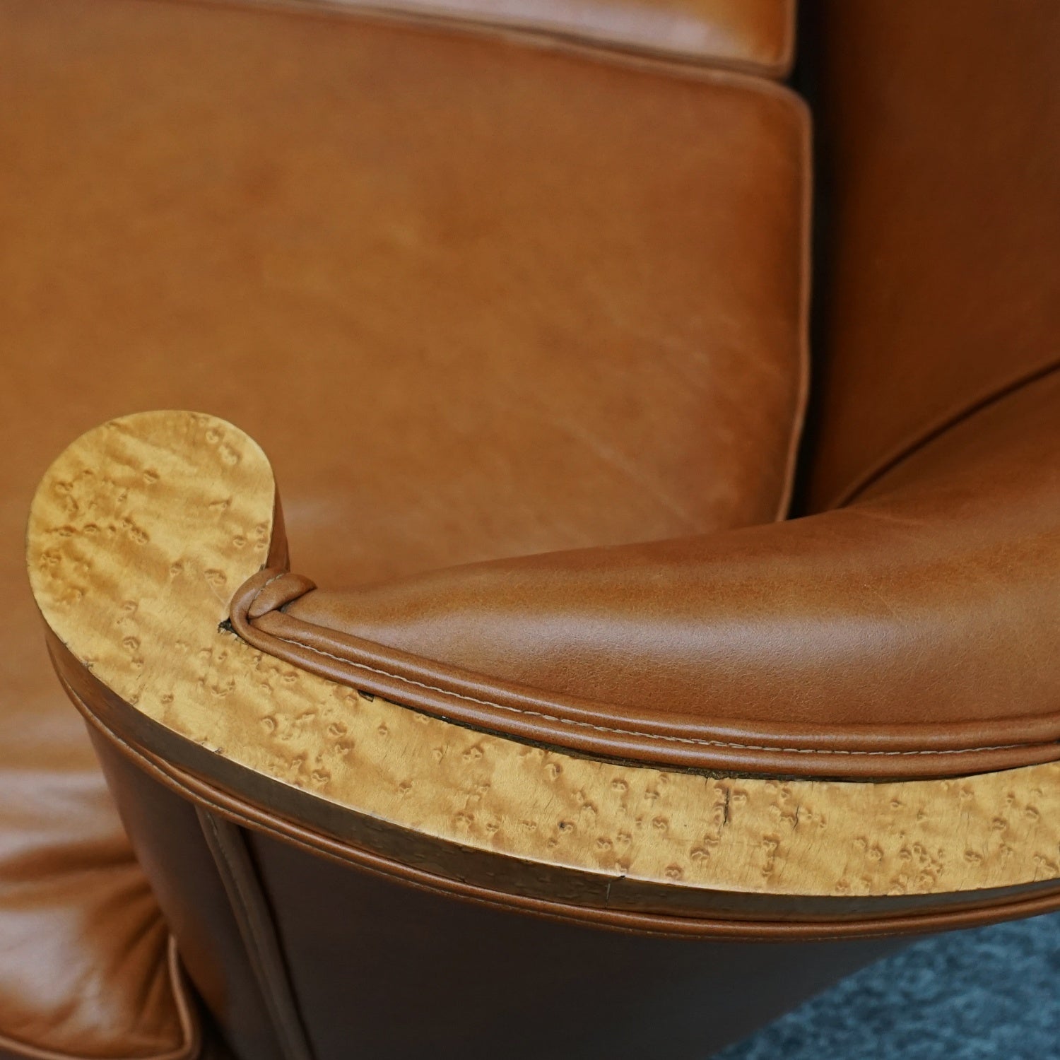 Art Deco Brown Leather and Birdseye Maple Club Sofa by Maurice Adams Circa 1930 Art Deco - Jeroen Markies Art Deco