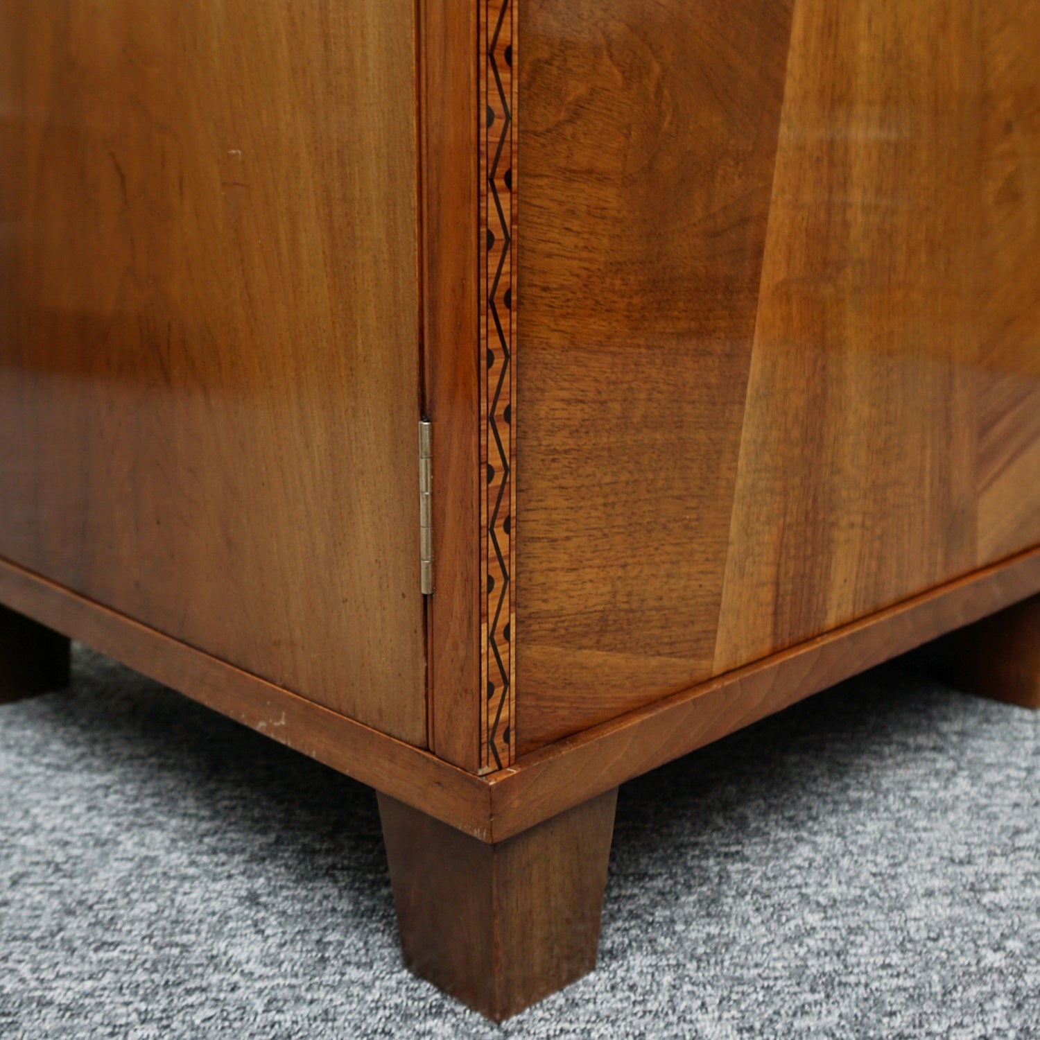 Art Deco Wardrobe by Frederick Restall Ltd Circa 1935 Birmingham handmade furniture - Jeroen Markies Art Deco