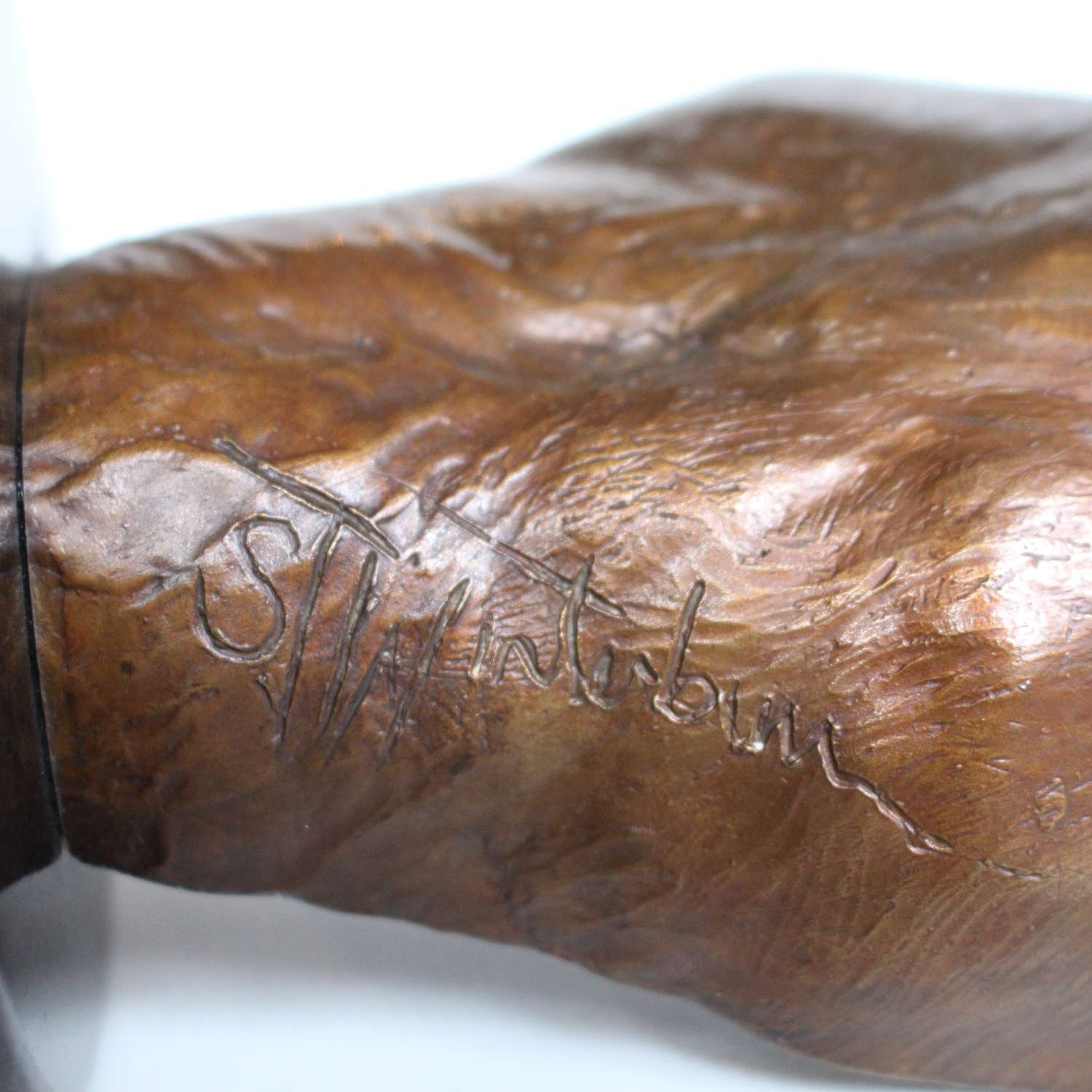 Stephen Winterburn sculpture of a Cobb Horse head at Jeroen Markies