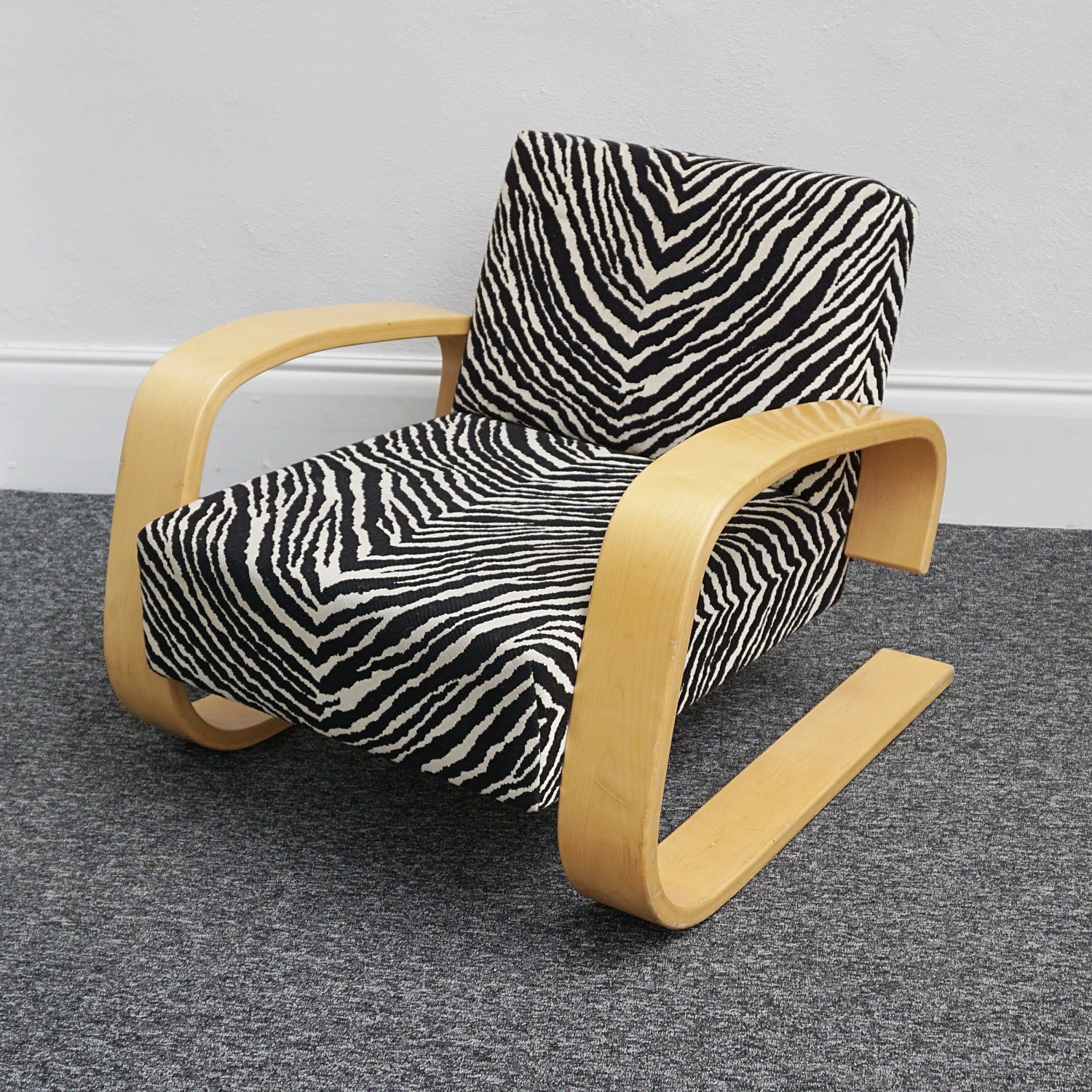 Alvar Aalto - Tank Chair - by Artek - Zebra Fabric - Jeroen Markies Art Deco Furniture
