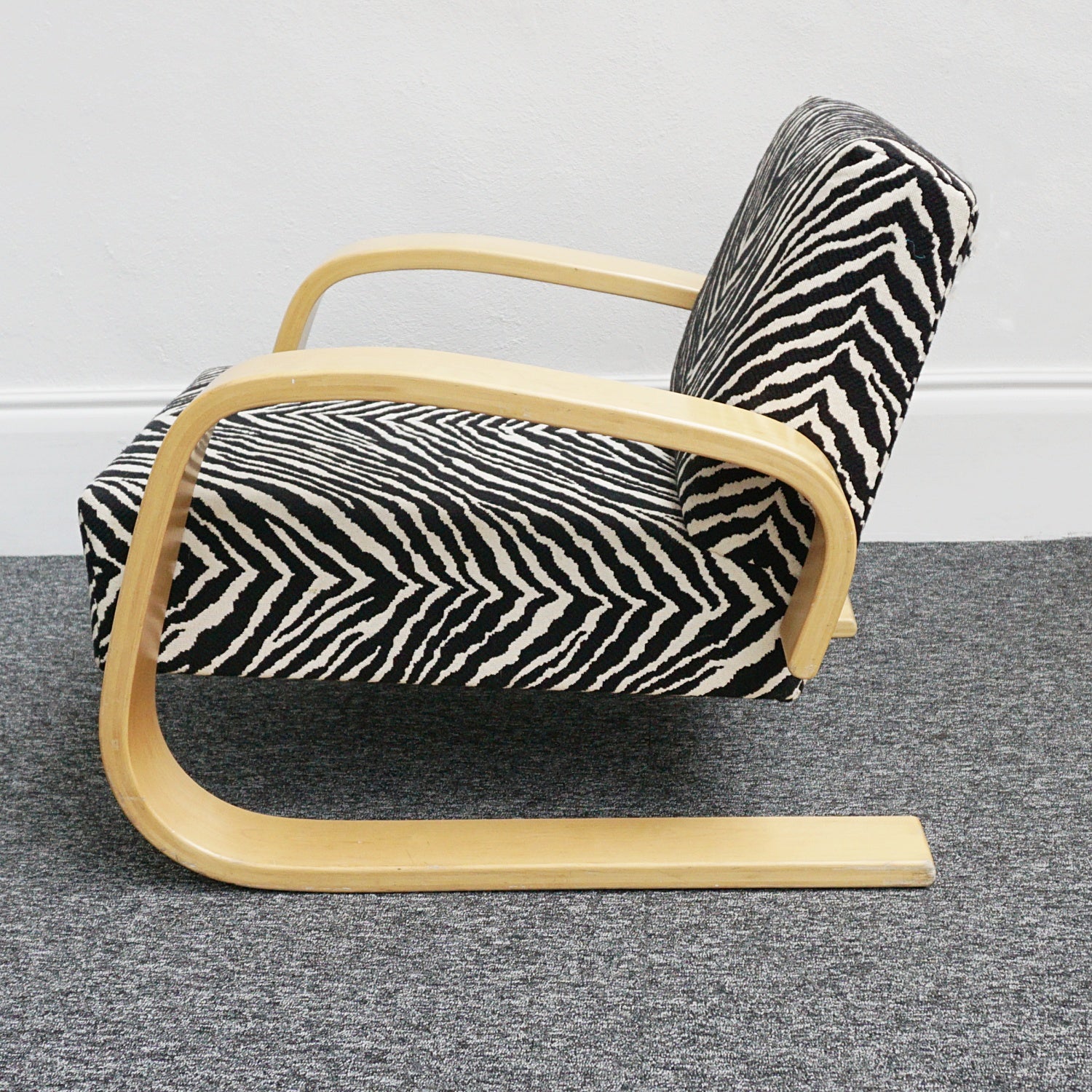 Alvar Aalto - Tank Chair - by Artek - Zebra Fabric - Jeroen Markies Art Deco Furniture