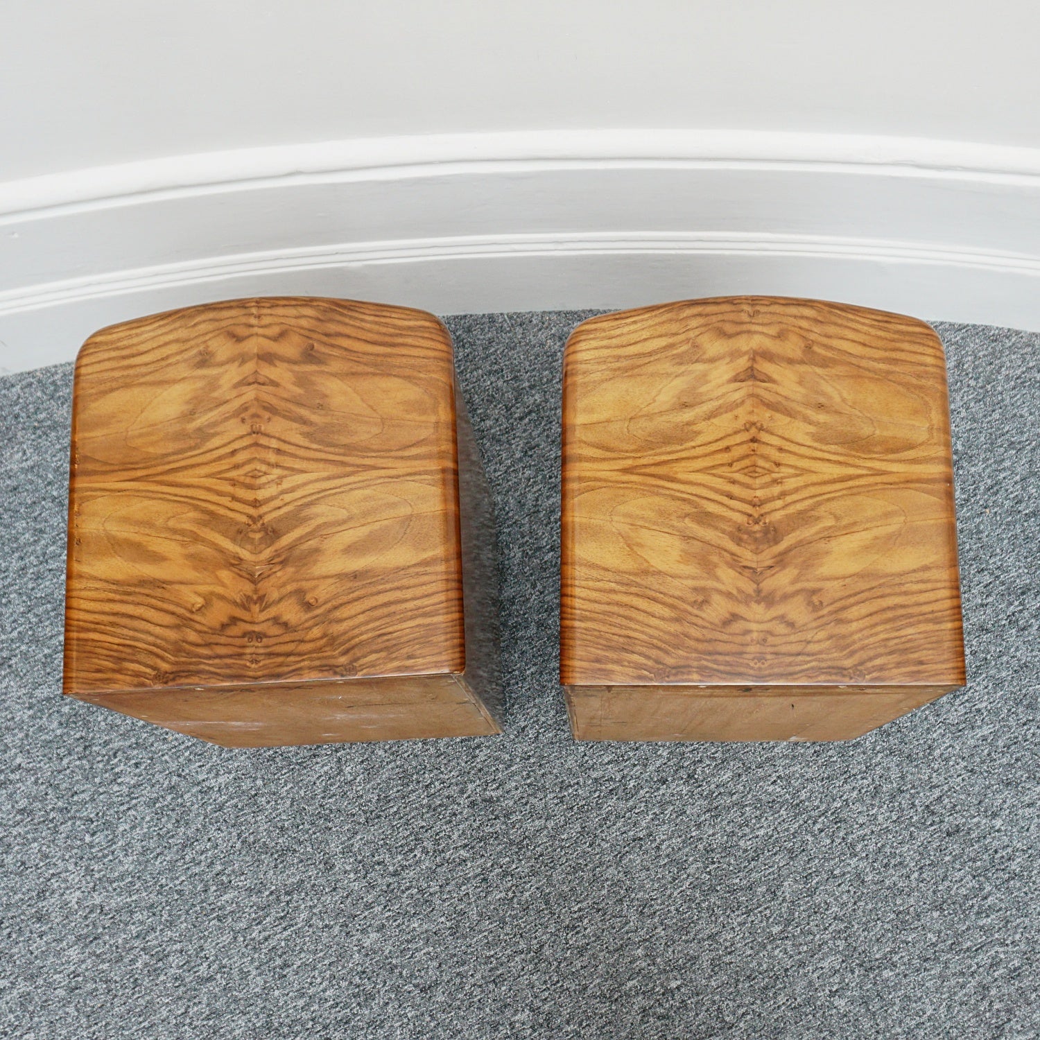 Pair of Art Deco Bedside Cabinets - Burr Walnut on Mahogany - Jeroen Markies Art Deco Furniture