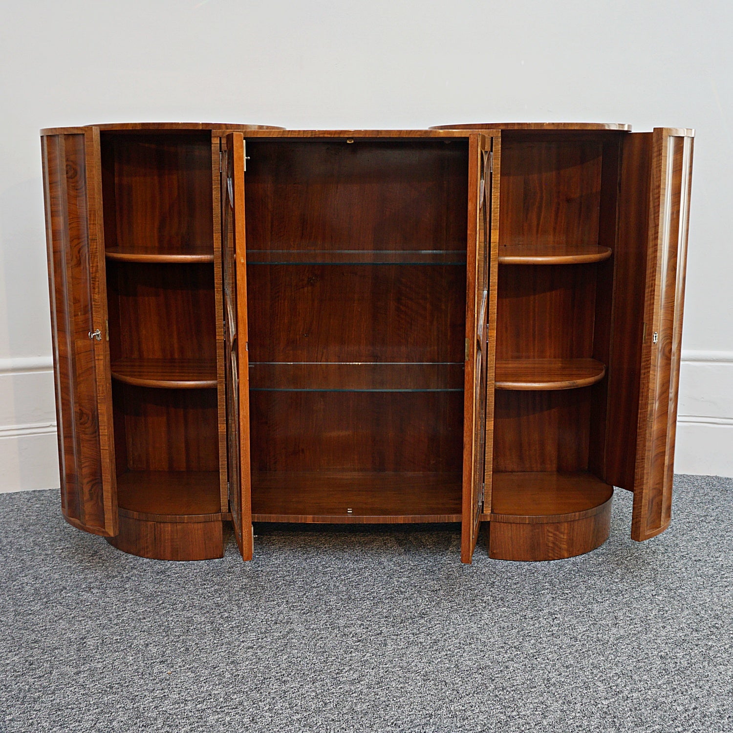 Art Deco Cabinet by Harry & Lou Epstein Circa 1930 - Jeroen Markies Art Deco Furniture