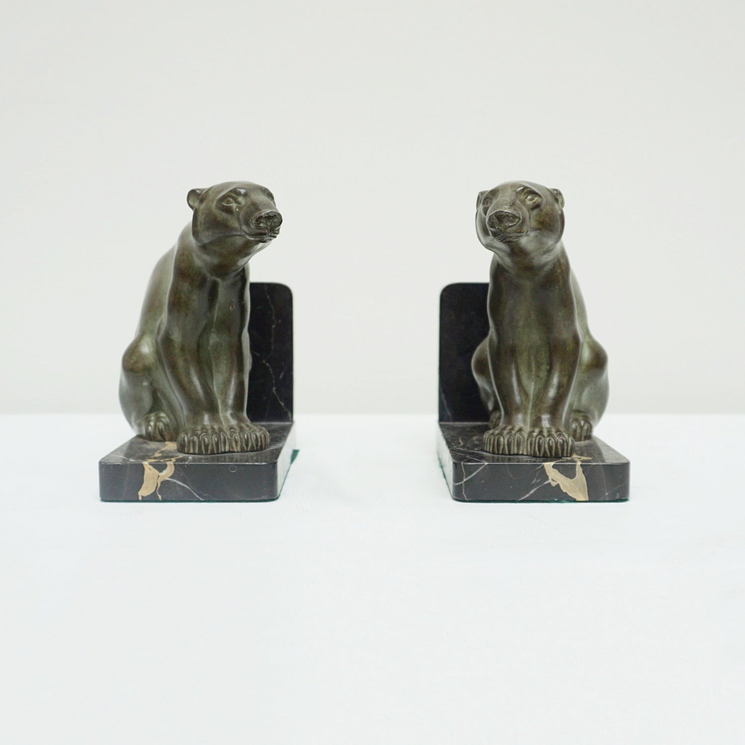 Art Deco Bookends - Polar Bears - 1930's - French - Jeroen Markies Art Deco Furniture