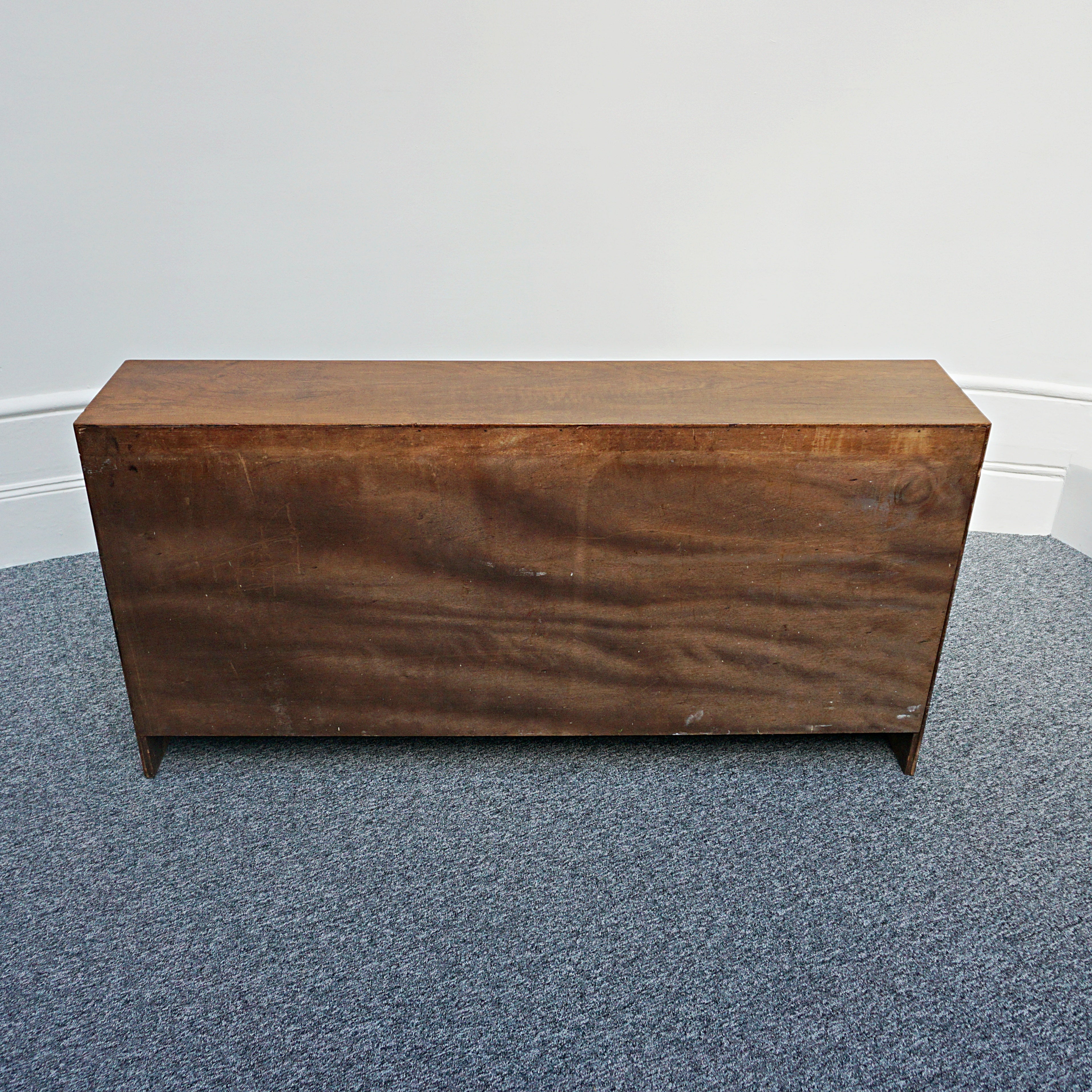 Art Deco Bookcase - Walnut - Mahogany - Jeroen Markies Art Deco Furniture