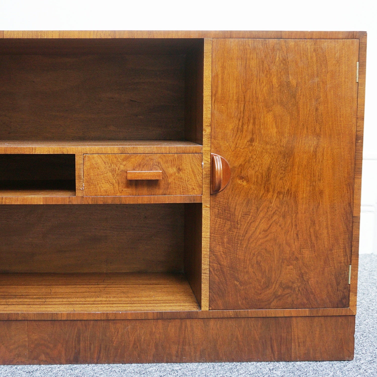 Art Deco Bookcase - Walnut - Mahogany - Jeroen Markies Art Deco Furniture