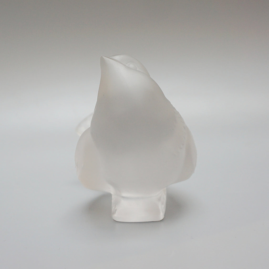 'Moineau Moquer' Marc Lalique Glass Paperweight - Jeroen Markies Art Deco