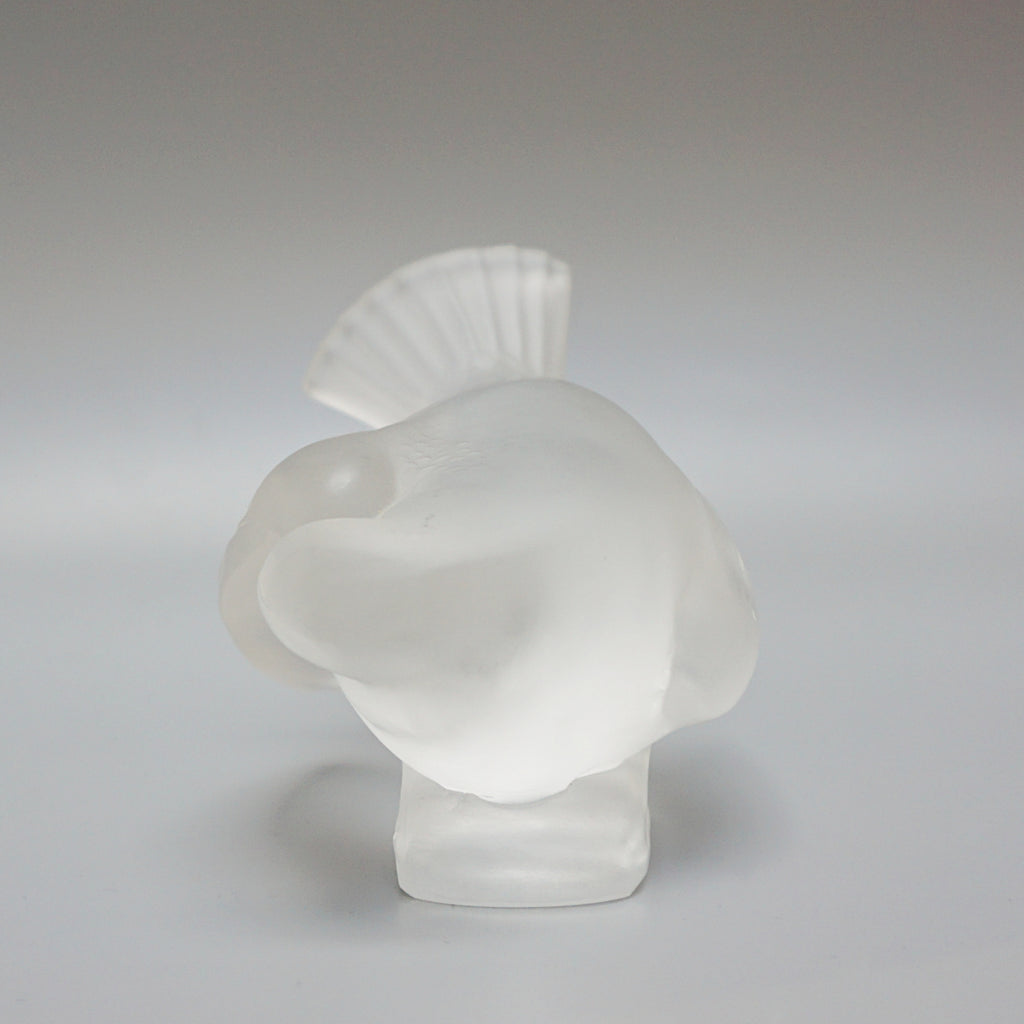 Moineau Coquet an Art Deco glass bird paperweight by Marc Lalique - Jeroen Markies Art Deco