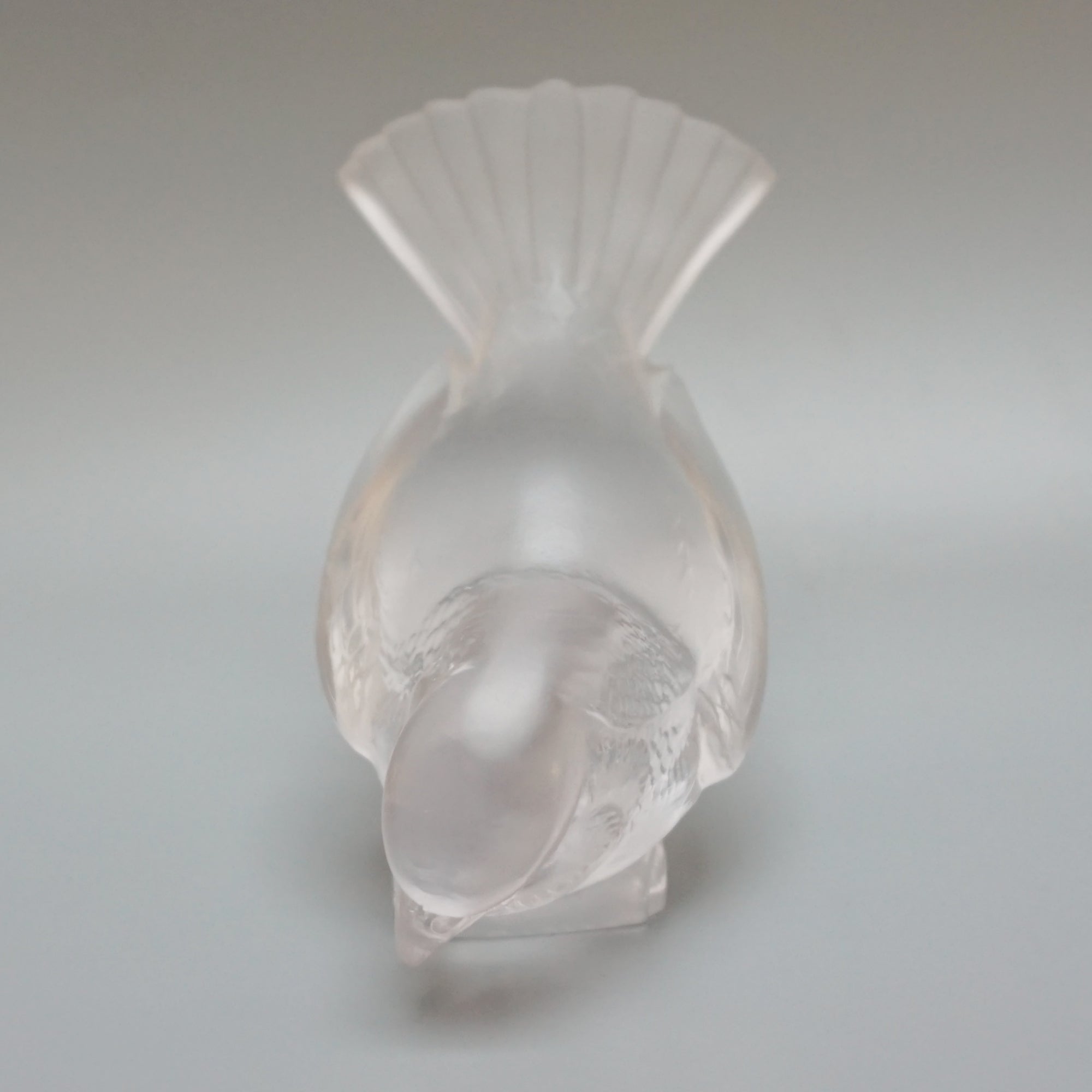 'Moineau Hardi' Vintage Rene Lalique Glass Paperweight - Jeroen Markies Art Deco 