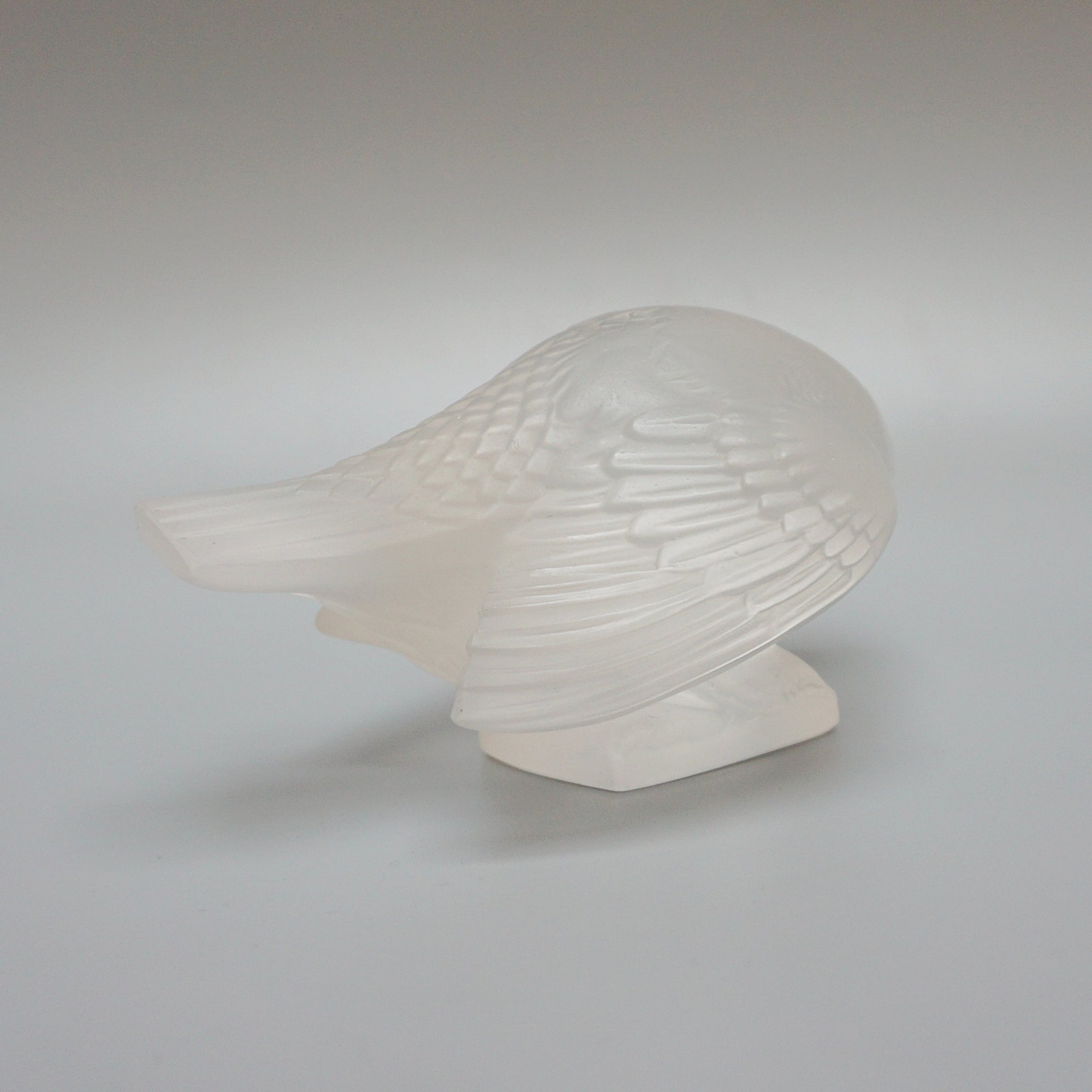 Moineau Sournouis Vintage Rene Lalique Glass Paperweight - Jeroen Markies Art Deco