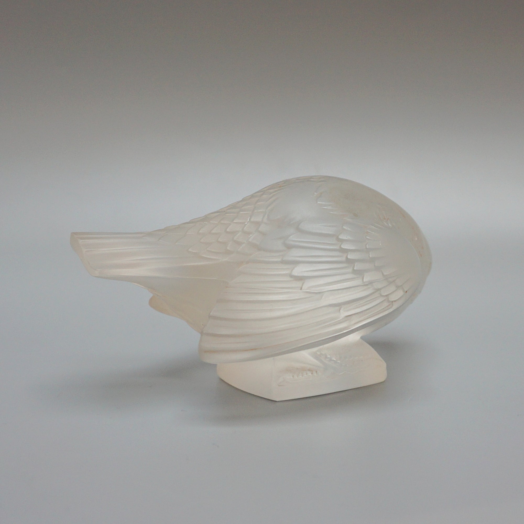 'Moineau Sournois' Lalique Glass Sparrow - Jeroen Markies Art Deco