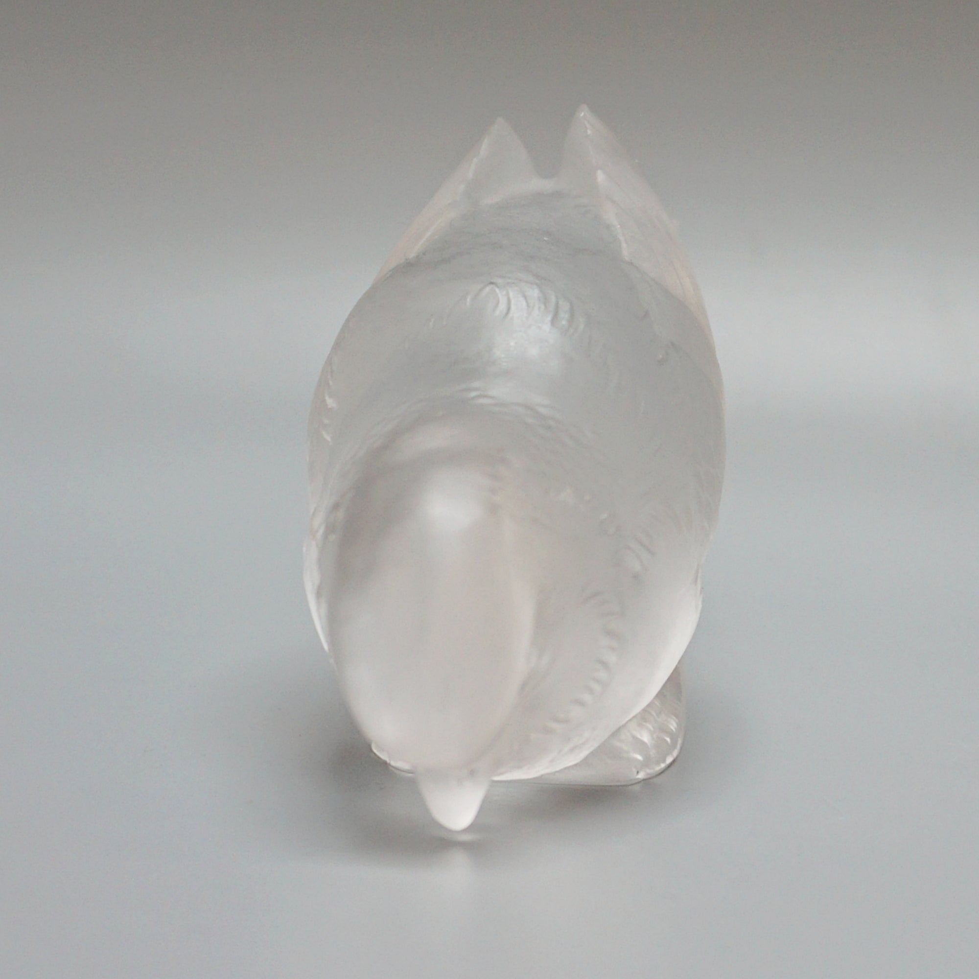 'Moineau Timide' Rene Lalique Glass Paperweight - Jeroen Markies Art Deco