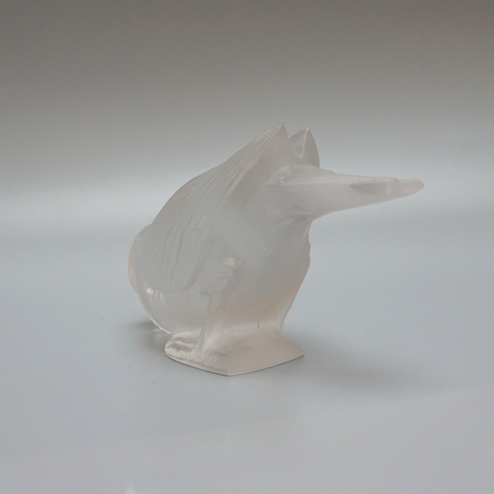 'Moineau Timide' Rene Lalique Glass Paperweight - Jeroen Markies Art Deco