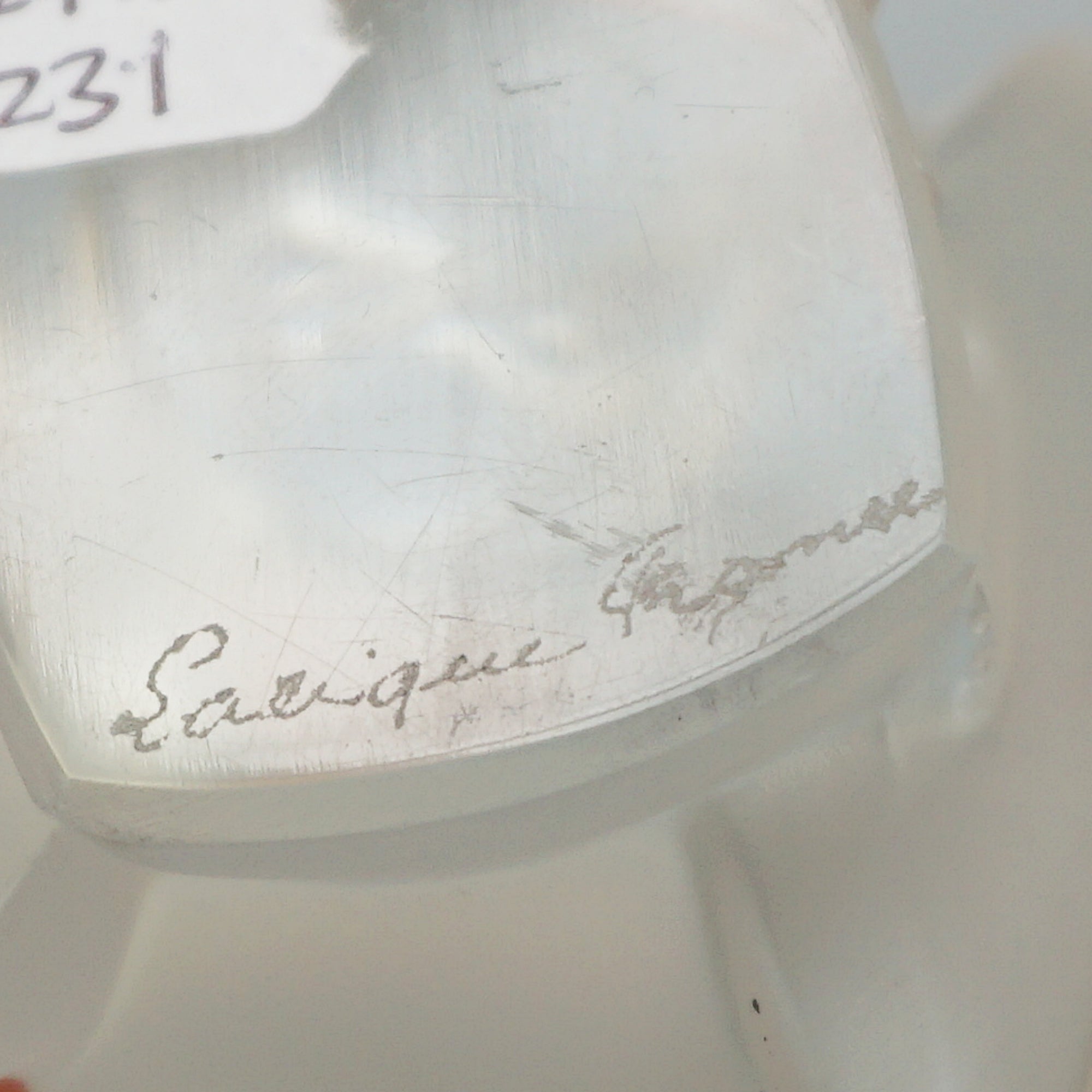 'Moineau Moquer' Marc Lalique Glass Paperweight - Jeroen Markies Art Deco