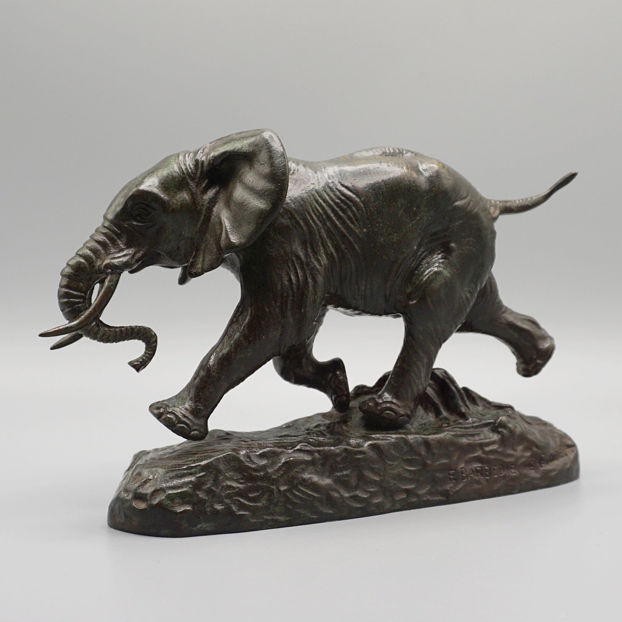 Elephant Du Senegal Bronze by Antoine-Louis Barye - Jeroen Markies Art Deco