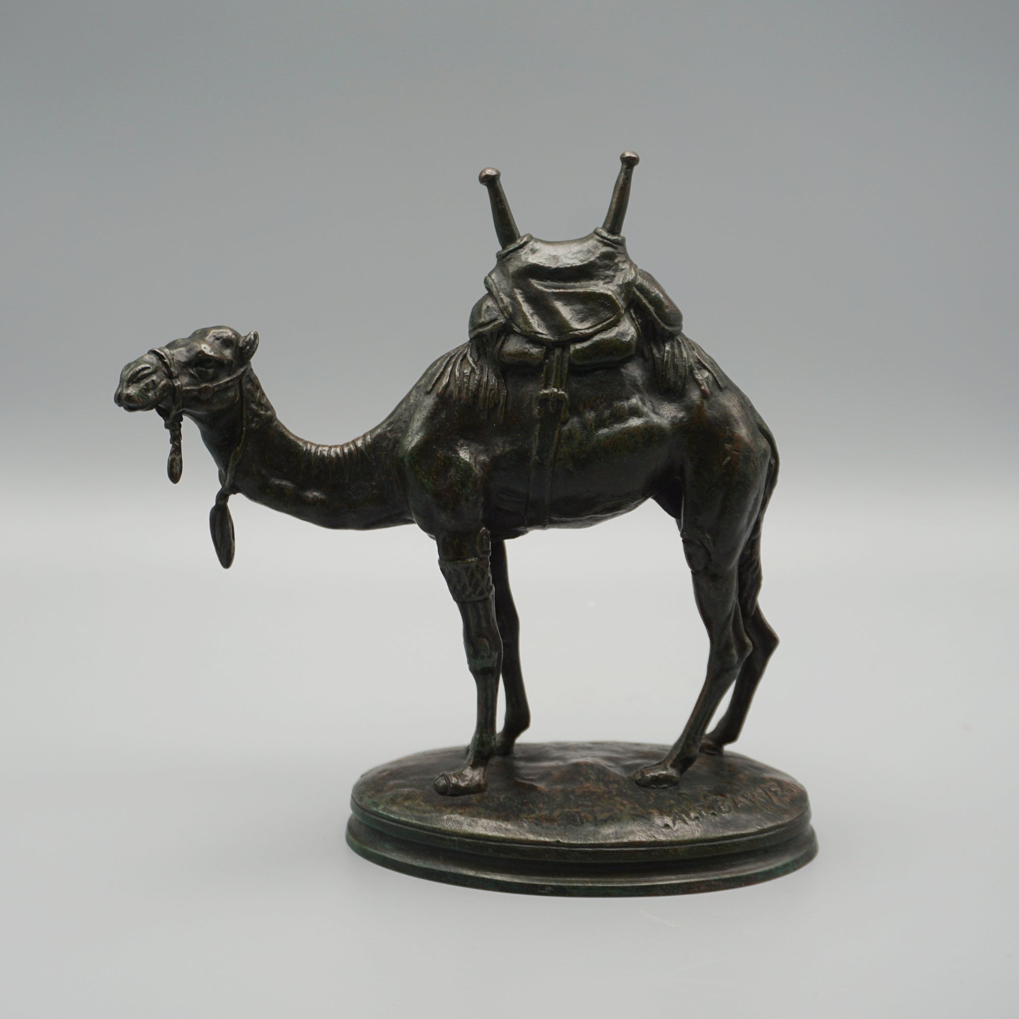 'Dromadaire' A Saddled Camel bronze Sculpture by Alfred Barye - Jeroen Markies Art Deco