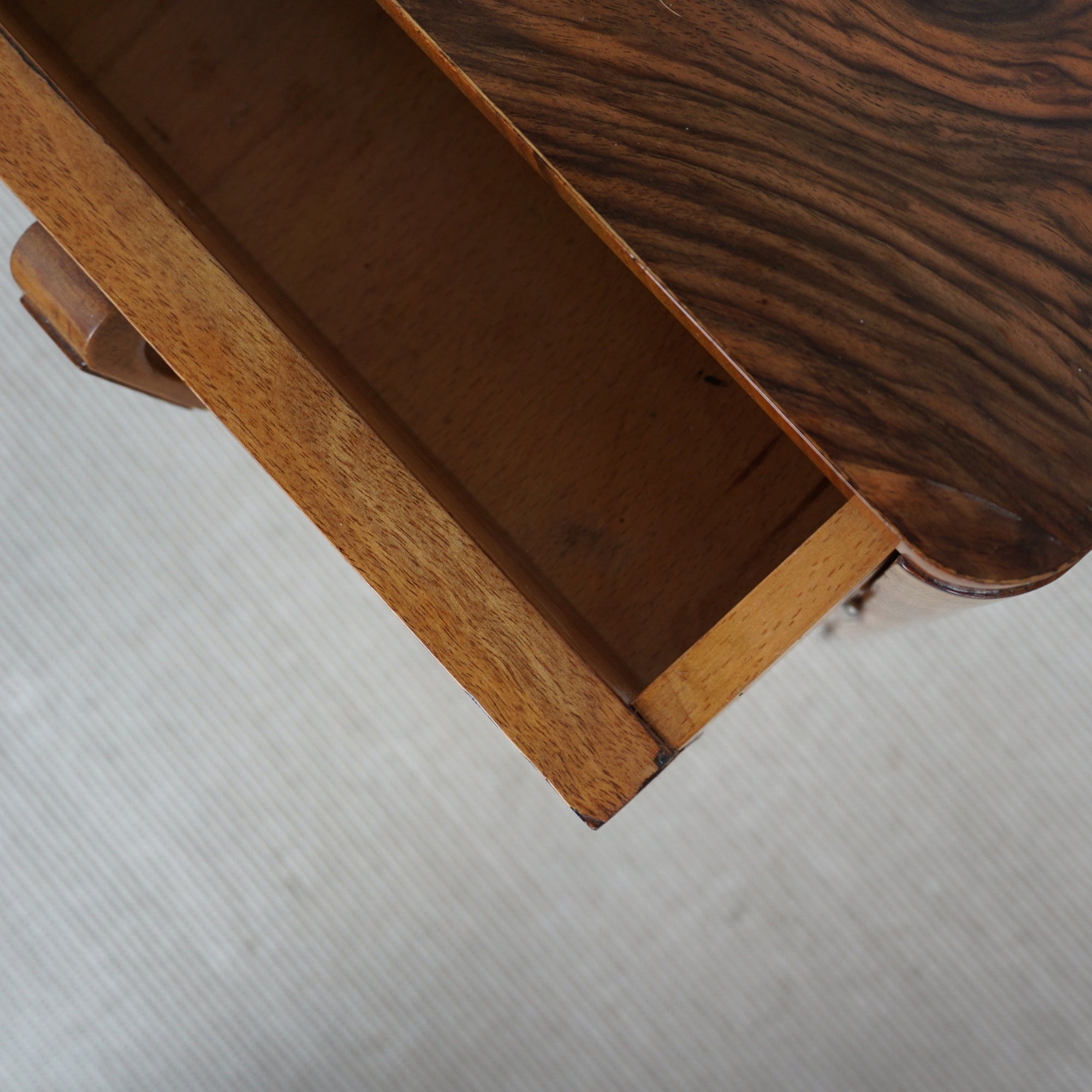 Pair of Art Deco Figured Walnut Bedside Cabinets. 1930's bedroom furniture - Jeroen Markies Art Deco