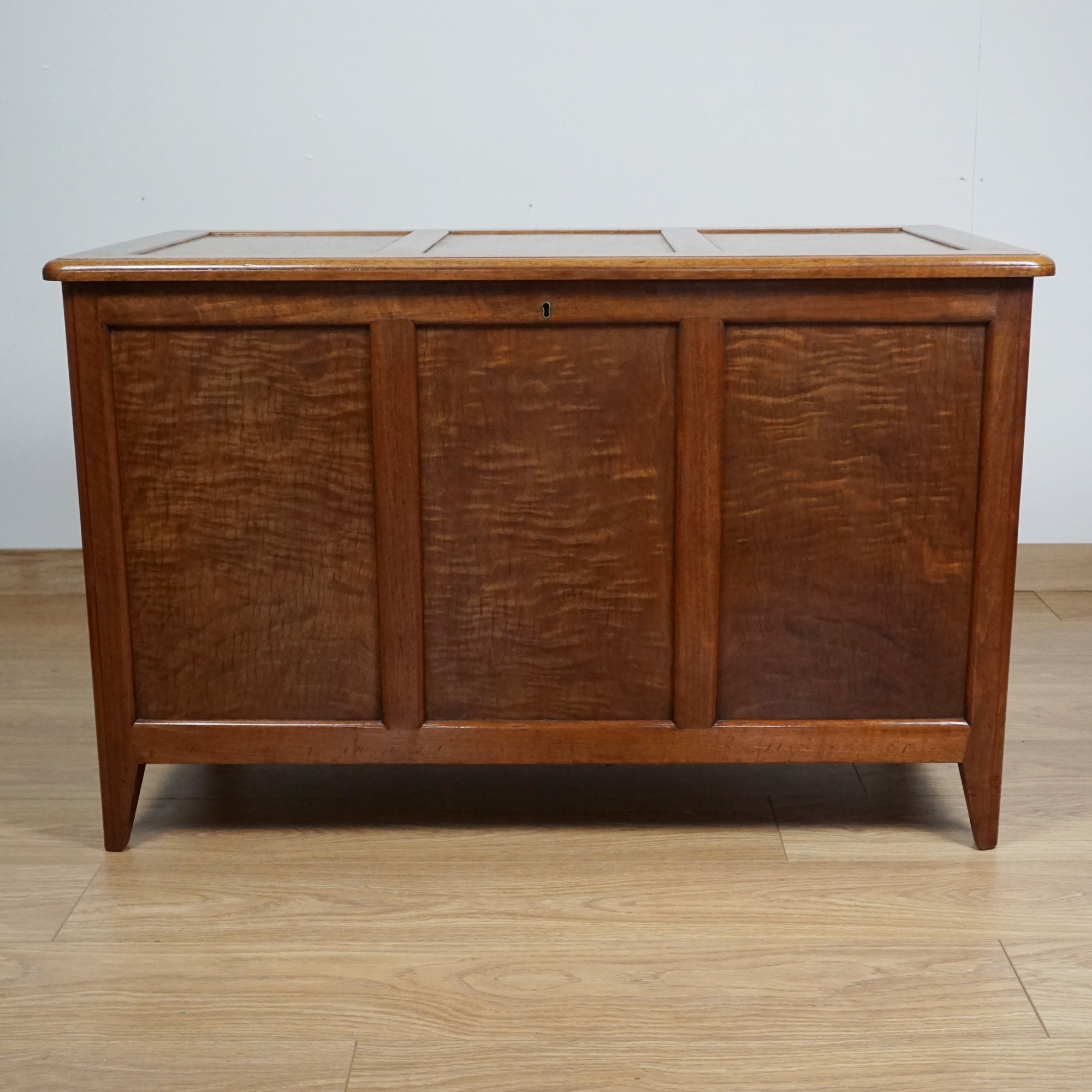 Betty Joel Art Deco Blanket Chest - Jeroen Markies Art Deco