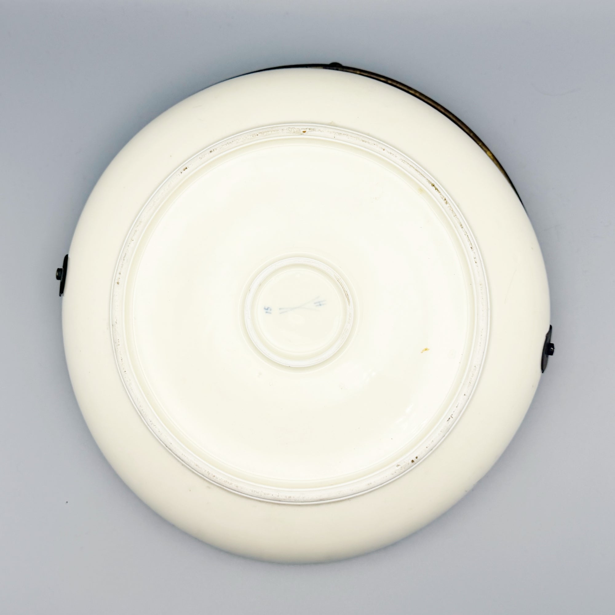 Late 19th-Century Meissen Underglaze Blue Kauffahrtei Seascape Charger with Strawflower Border