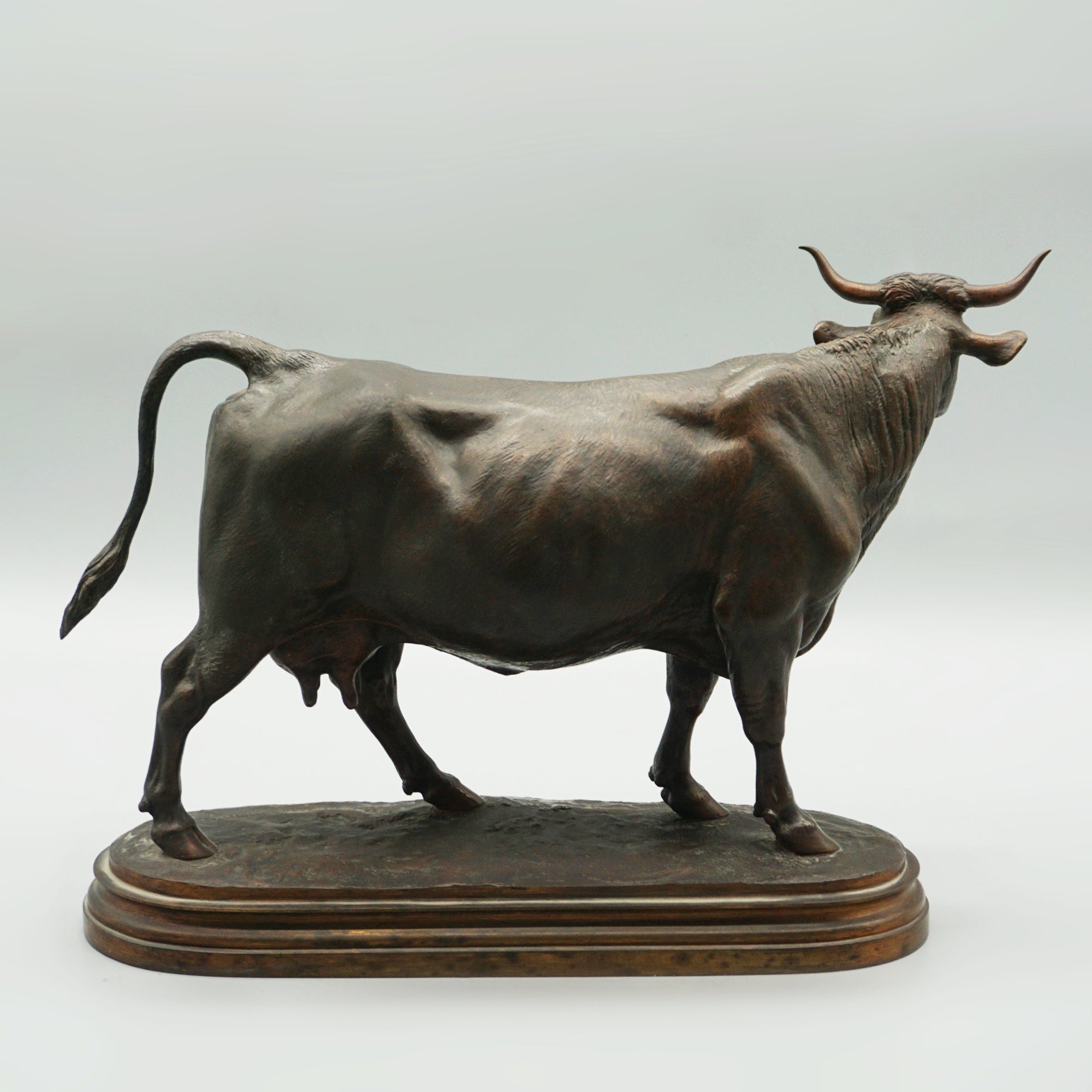 Mid 19th Century Bronze Sculptures of a Bull and a Cow by Isidore Bonheur - Jeroen Markies Art Deco