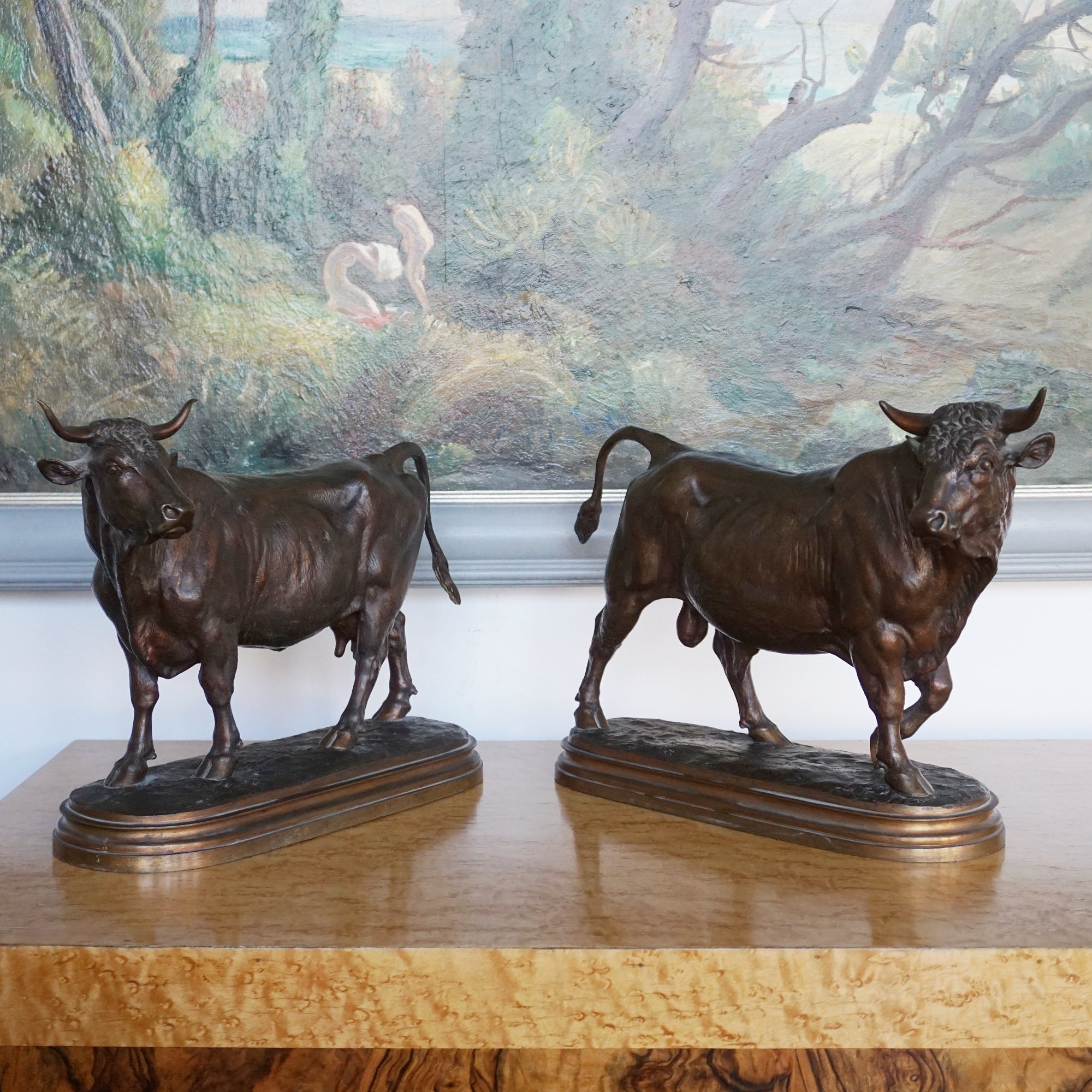Mid 19th Century Bronze Sculptures of a Bull and a Cow by Isidore Bonheur - Jeroen Markies Art Deco