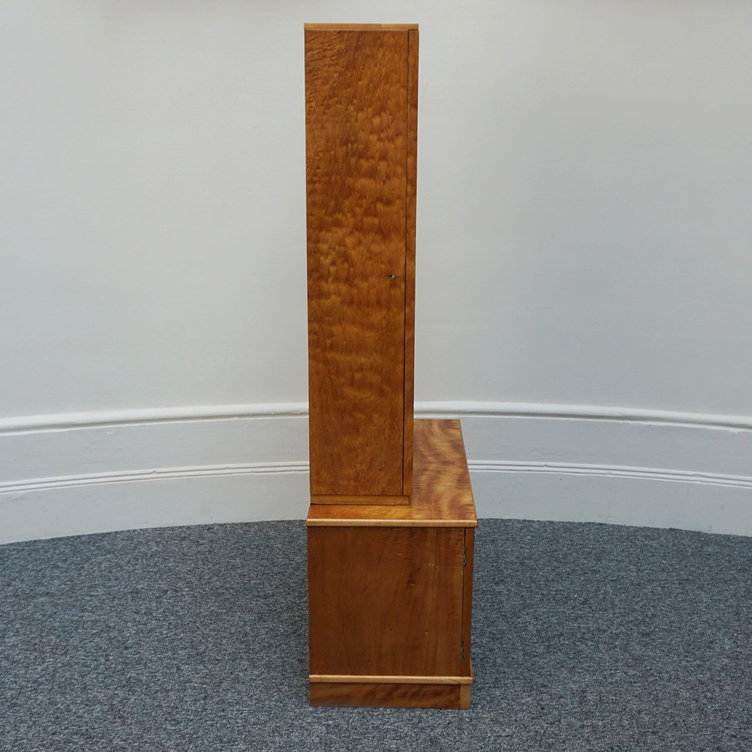 Vintage Art Deco Bookcase with Satin Birch Veneer - Jeroen Markies Art Deco