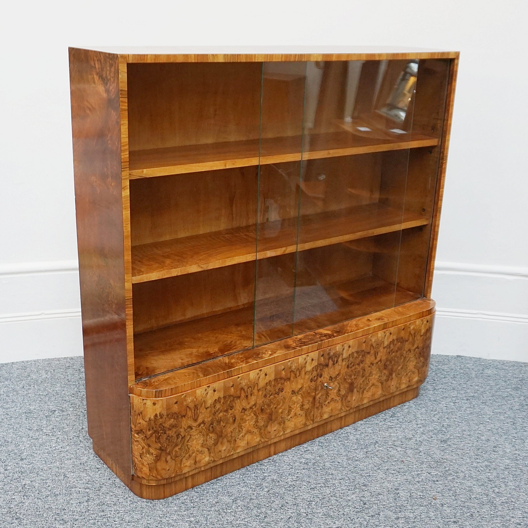 Original Walnut Art Deco Bookcase - Jeroen Markies Art Deco