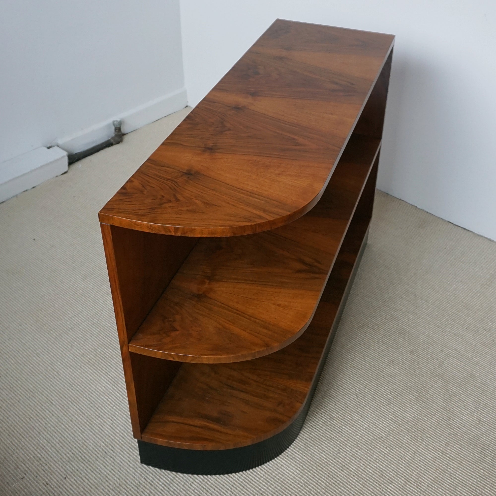 Vintage Art Deco Curved Bookcase Burr Walnut Veneered - Jeroen Markies Art Deco