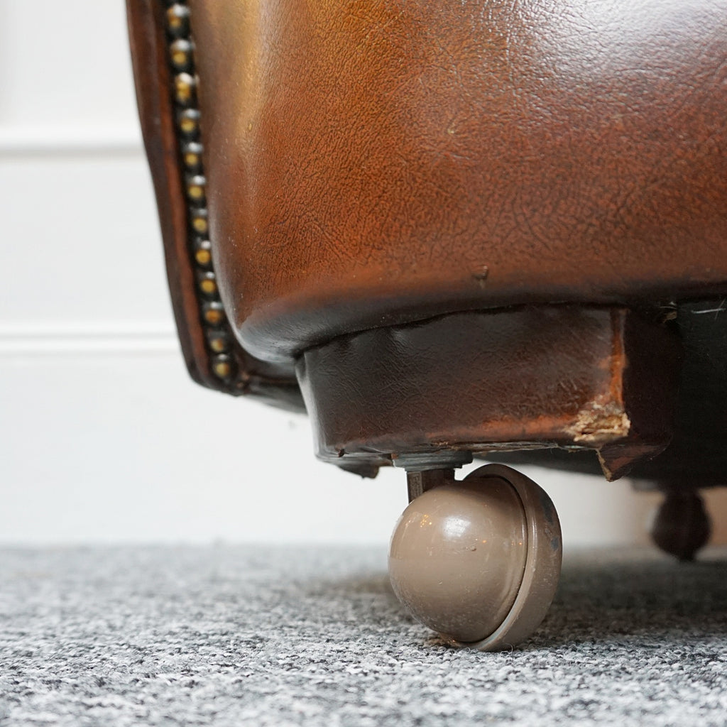 Pair of Art Deco Brown Leather Cloud Chairs - Jeroen Markies Art Deco