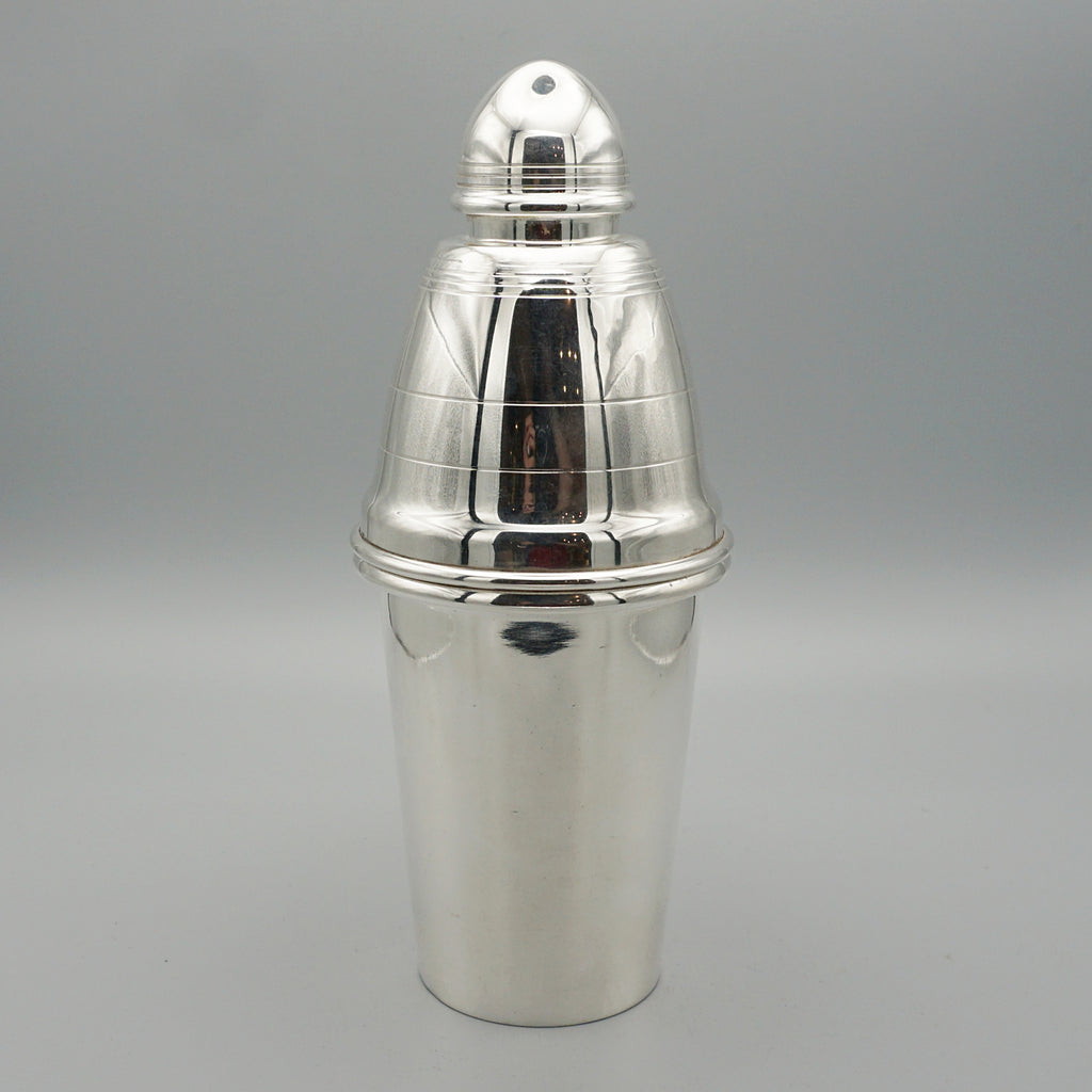 An Art Deco Cocktail Shacker. 1930s barware, silver plate, bullet shaped cocktail shaker - Jeroen Markies Art Deco