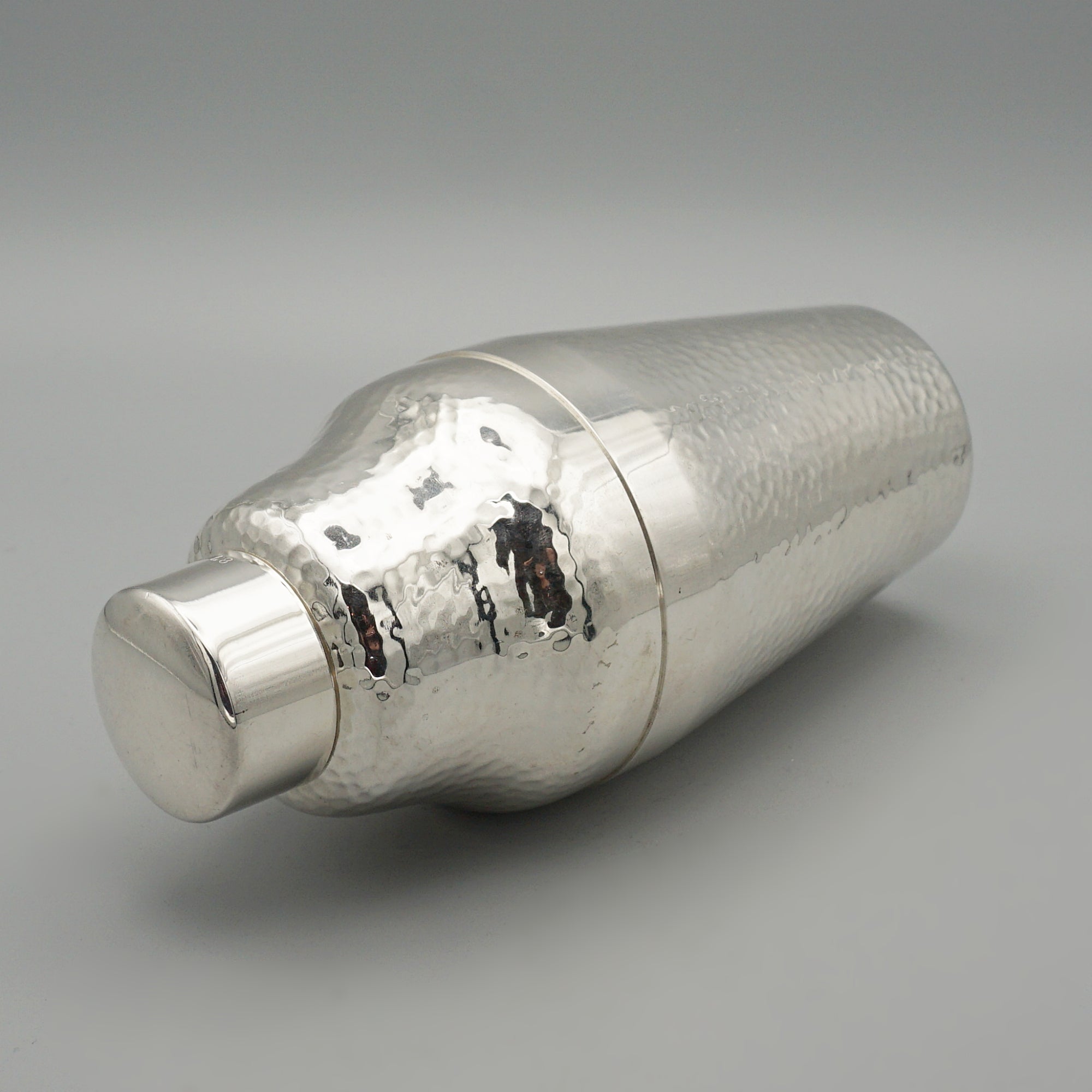 AN Art Deco Cocktail Shaker. 1930's barware, silver plate, Art Deco - Jeroen Markies Art Deco