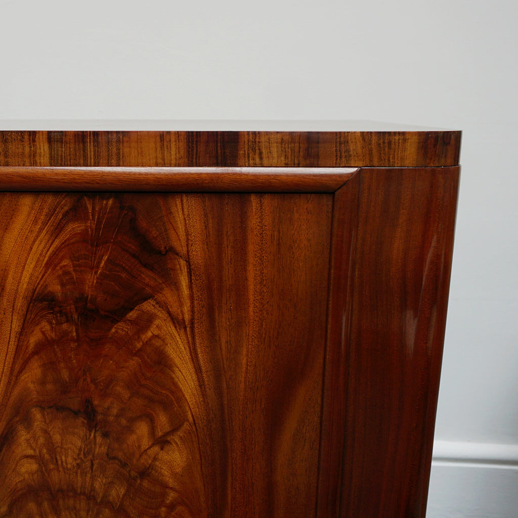 Art Deco Danish Cabinet by Ole Ollson & Søn - Jeroen Markies Art Deco