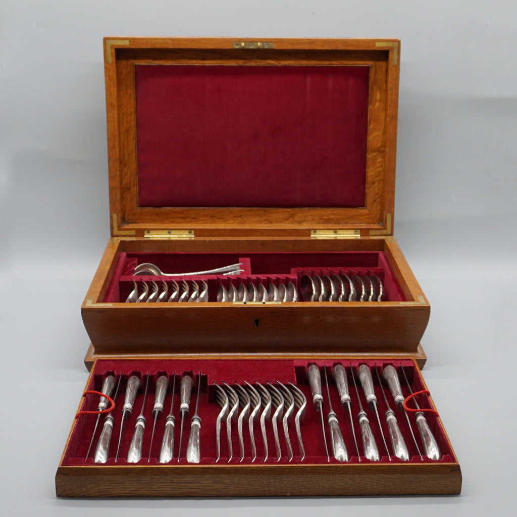 Holland, Aldwinckle & Slater London 1905 Silver Eight Person Cutlery Canteen - Jeroen Markies Art Deco