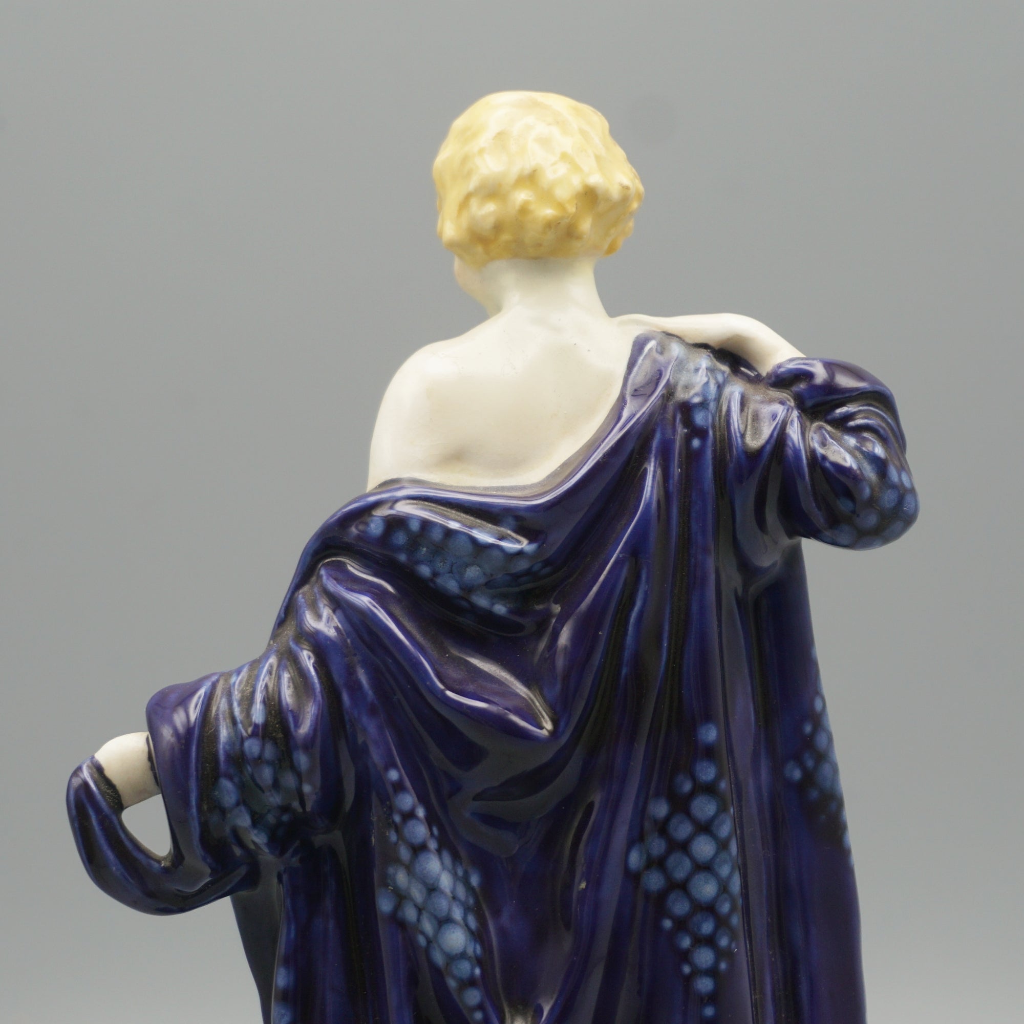 'The Bather' HN687 Royal Doulton Figure