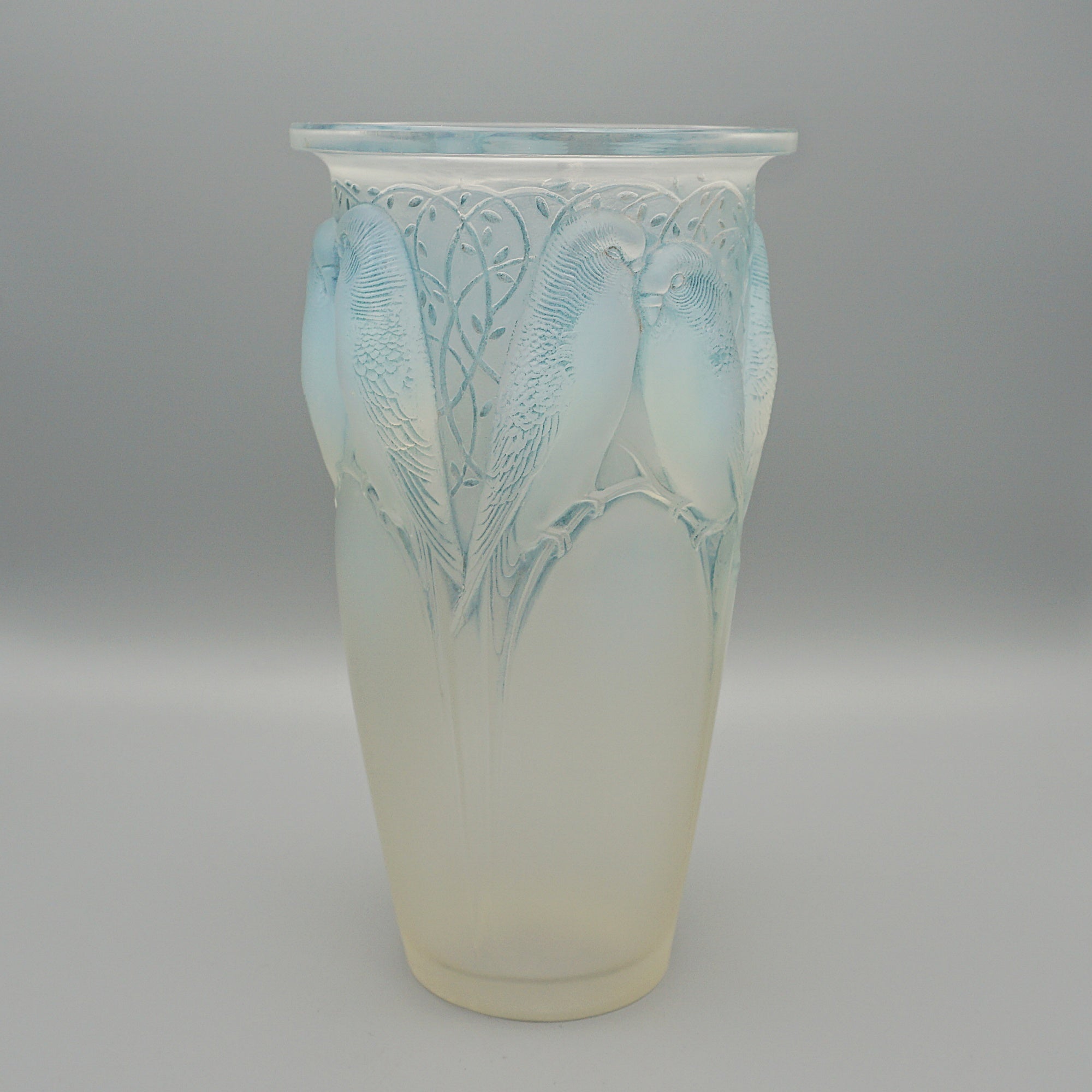 Ceylan - Art Deco French Vase by Rene Lalique - Jeroen Markies Art Deco
