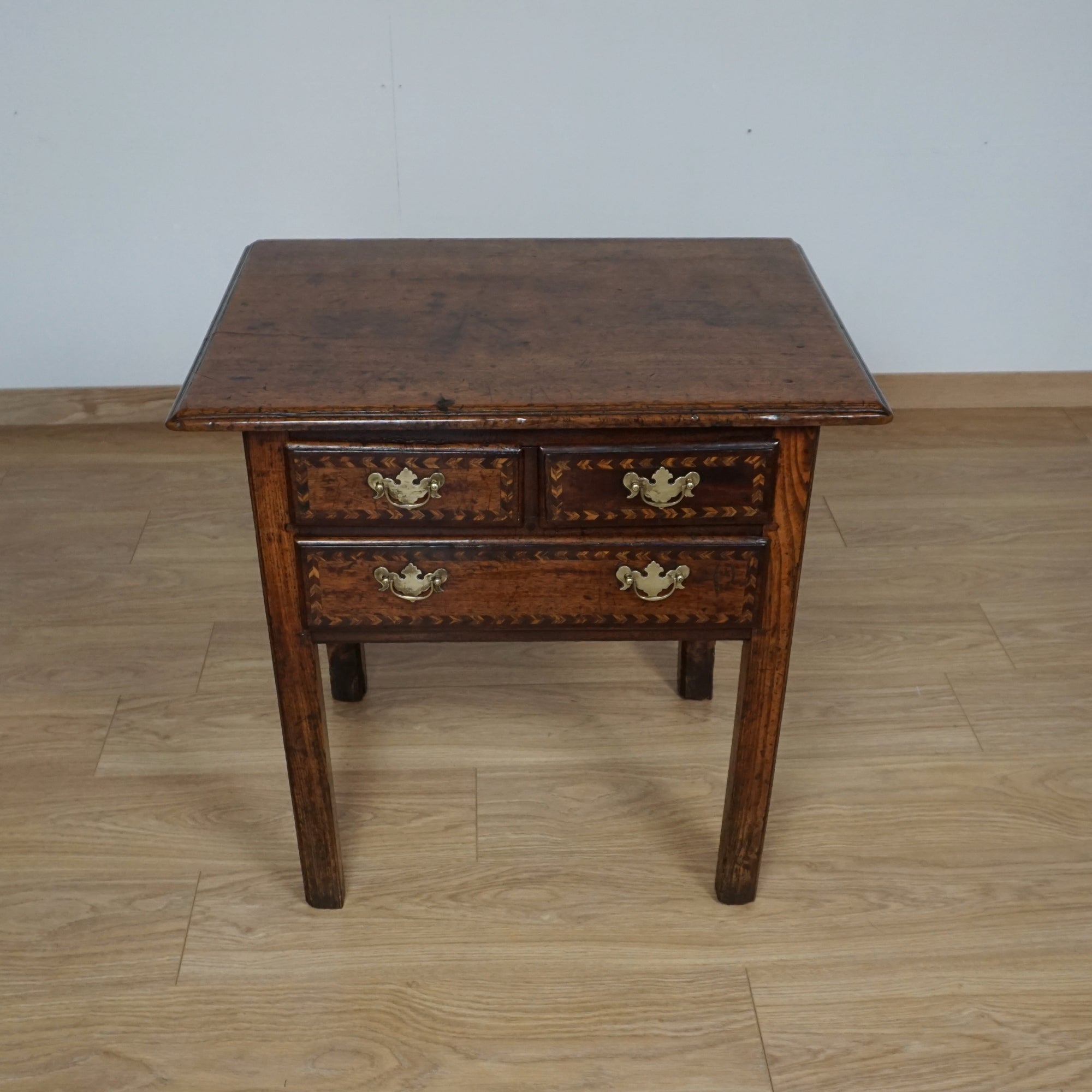 Circa 1740 Oak and Elm Side Table - Jeroen Markies Art Deco
