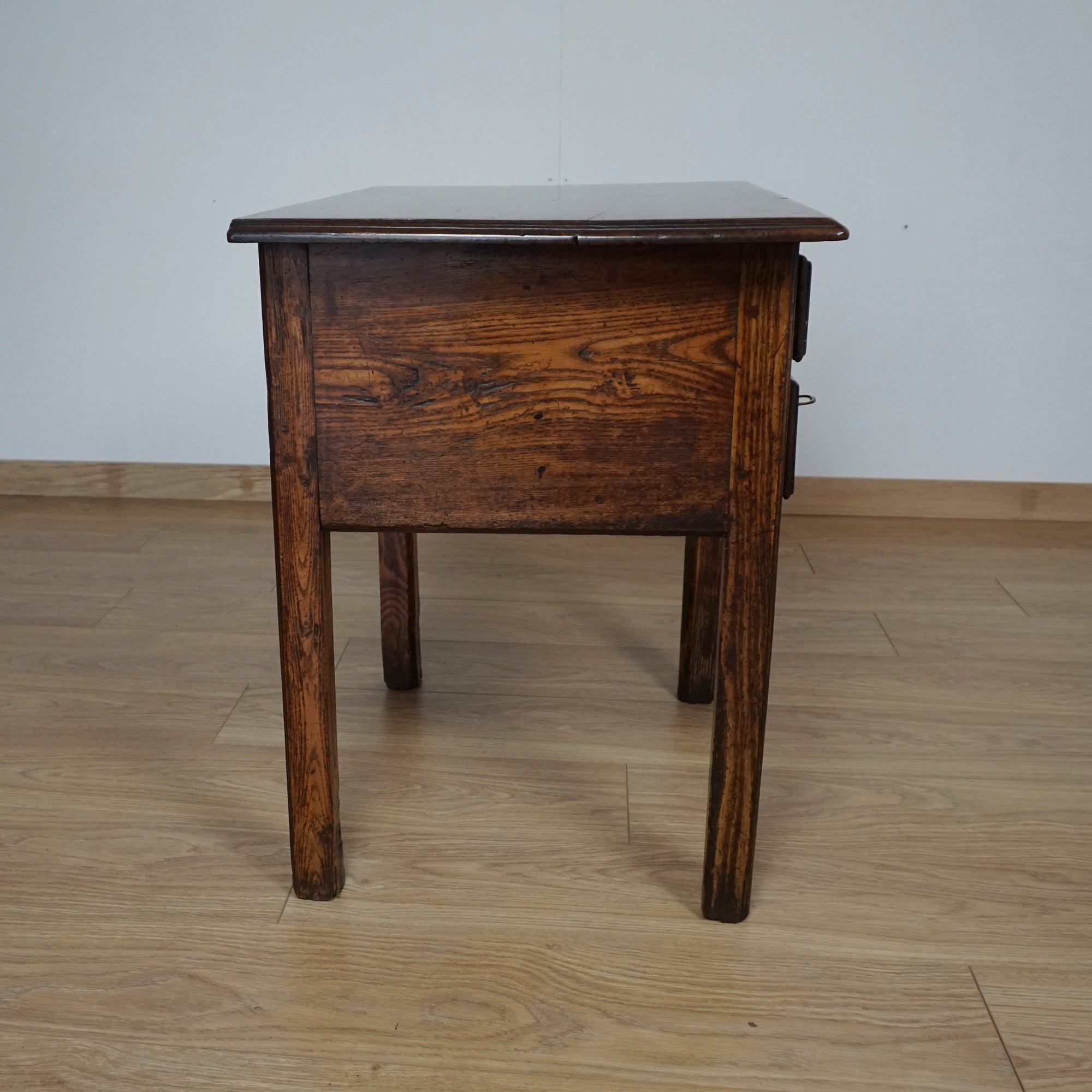 Circa 1740 Oak and Elm Side Table - Jeroen Markies Art Deco