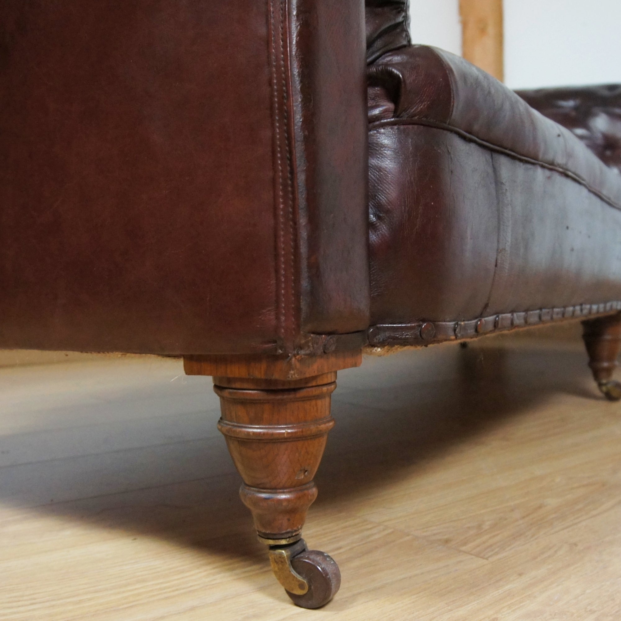 Victorian Button Backed Sofa - Markies Antiques Ltd