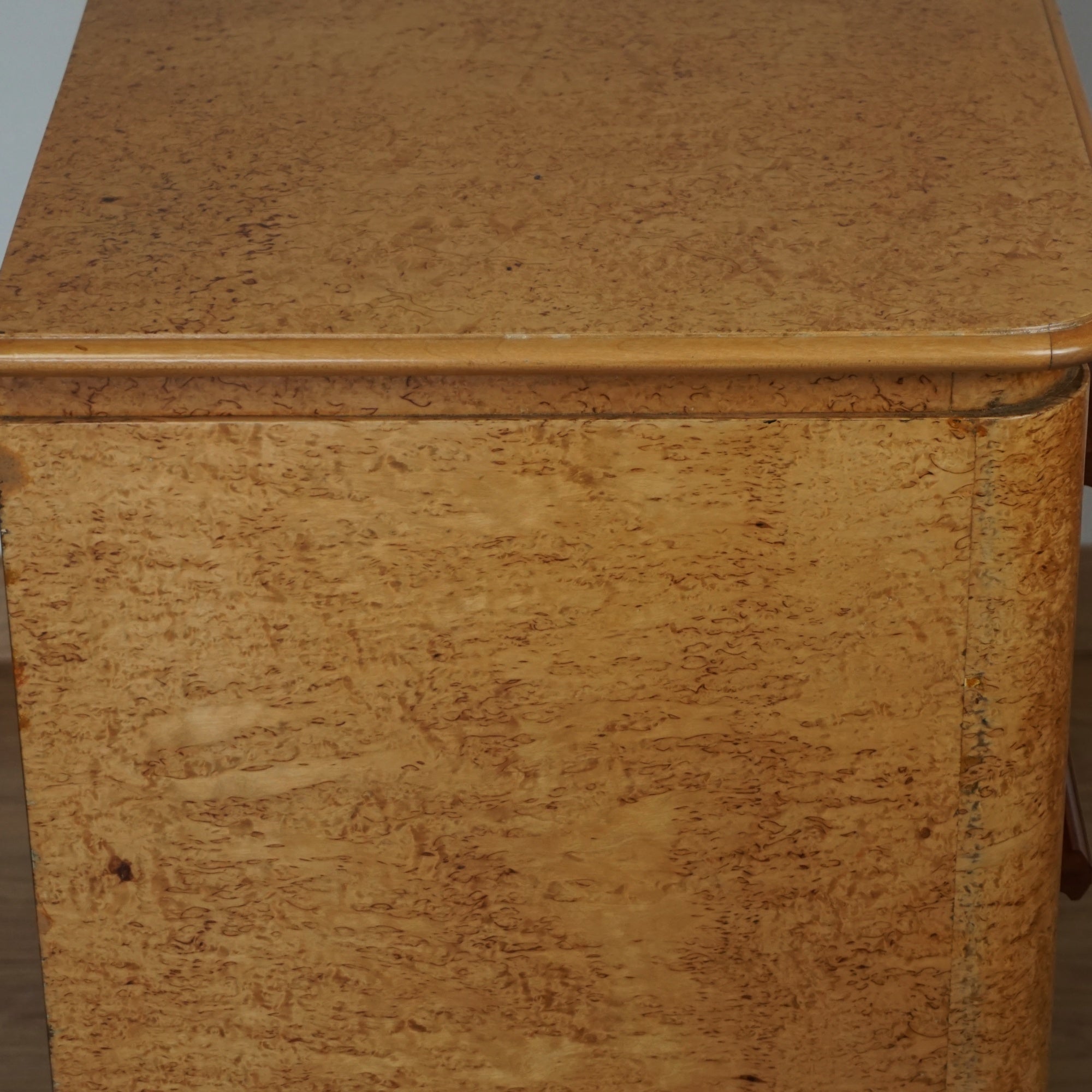 Art Deco Karelian Birch Chest of Drawers - Jeroen Markies Art Deco 