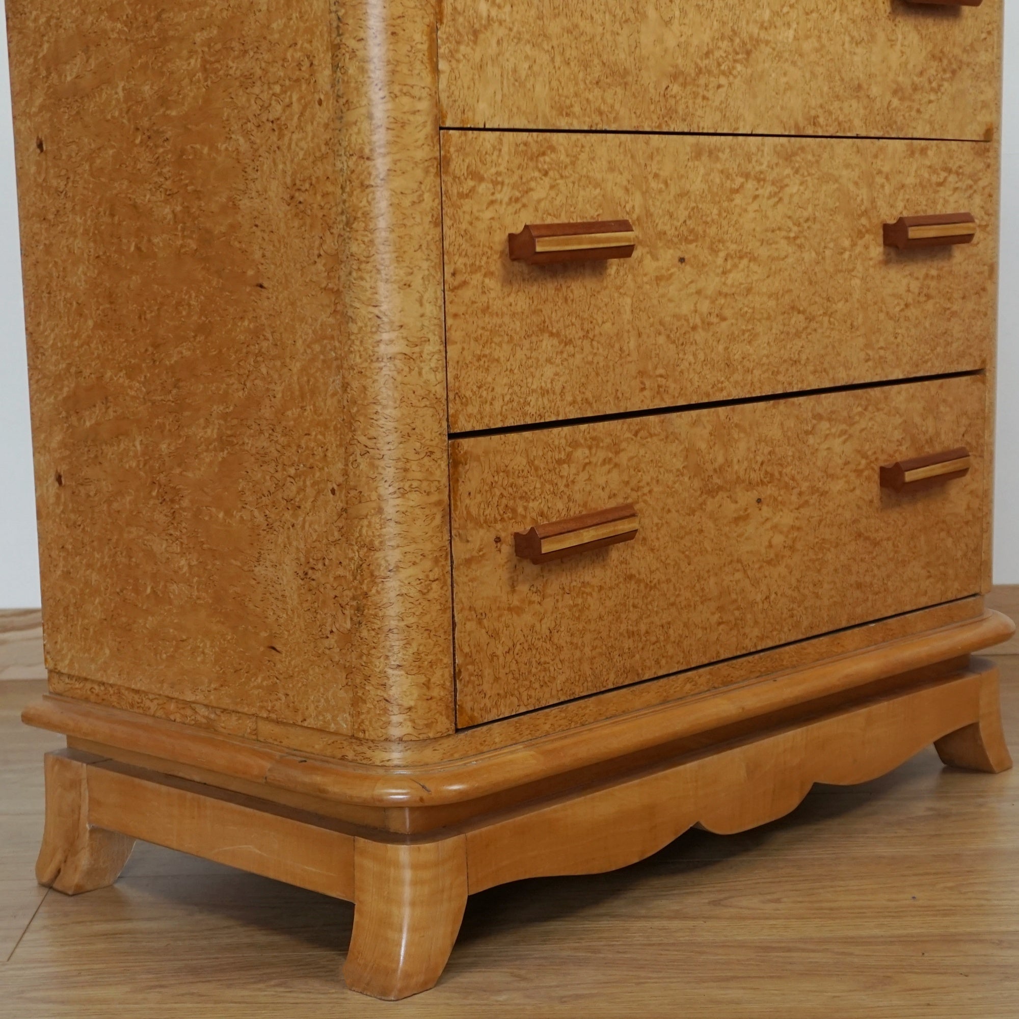 Art Deco Karelian Birch Chest of Drawers - Jeroen Markies Art Deco 