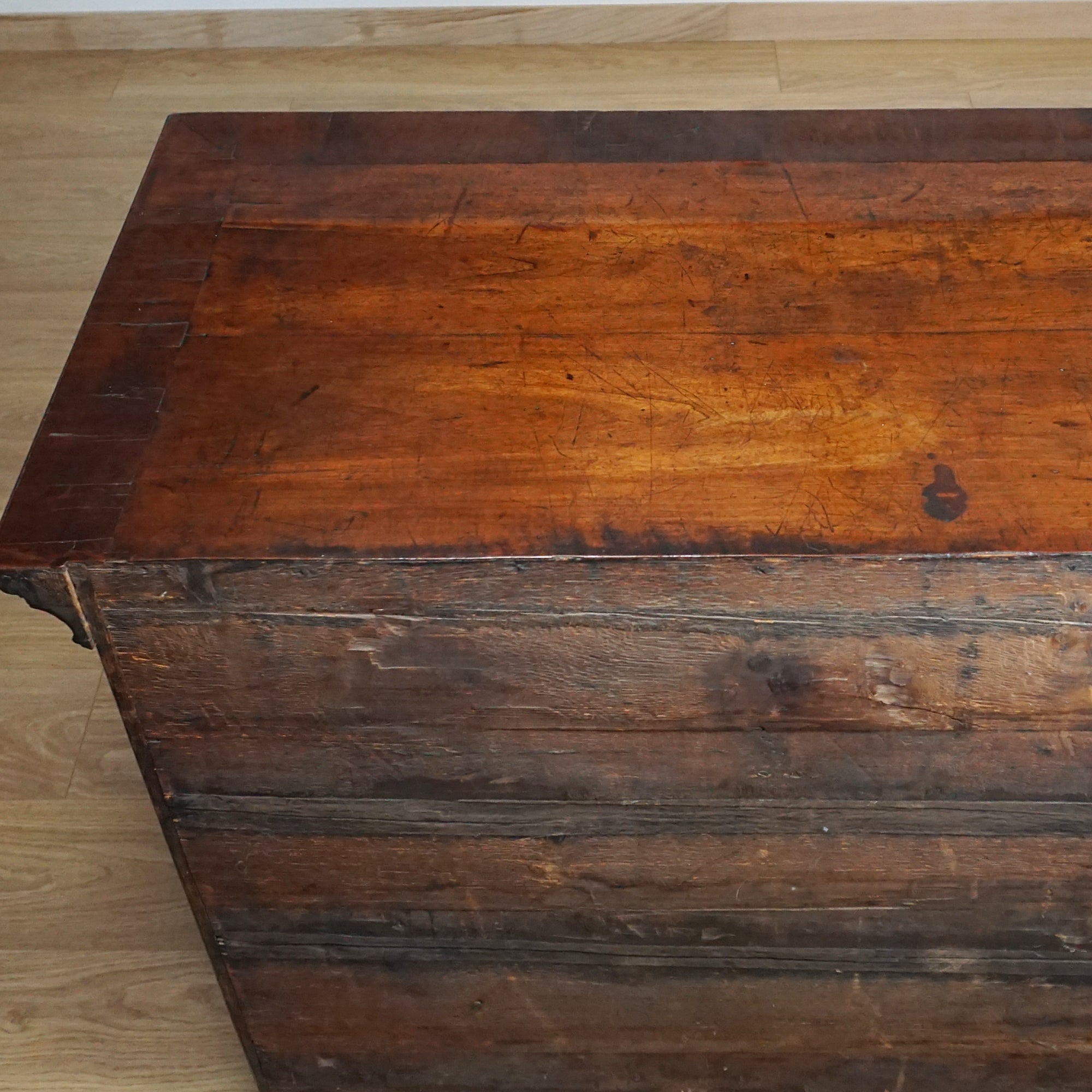 Stunning Quality Charles II Walnut Chest on Stand - Jeroen Markies Art Deco