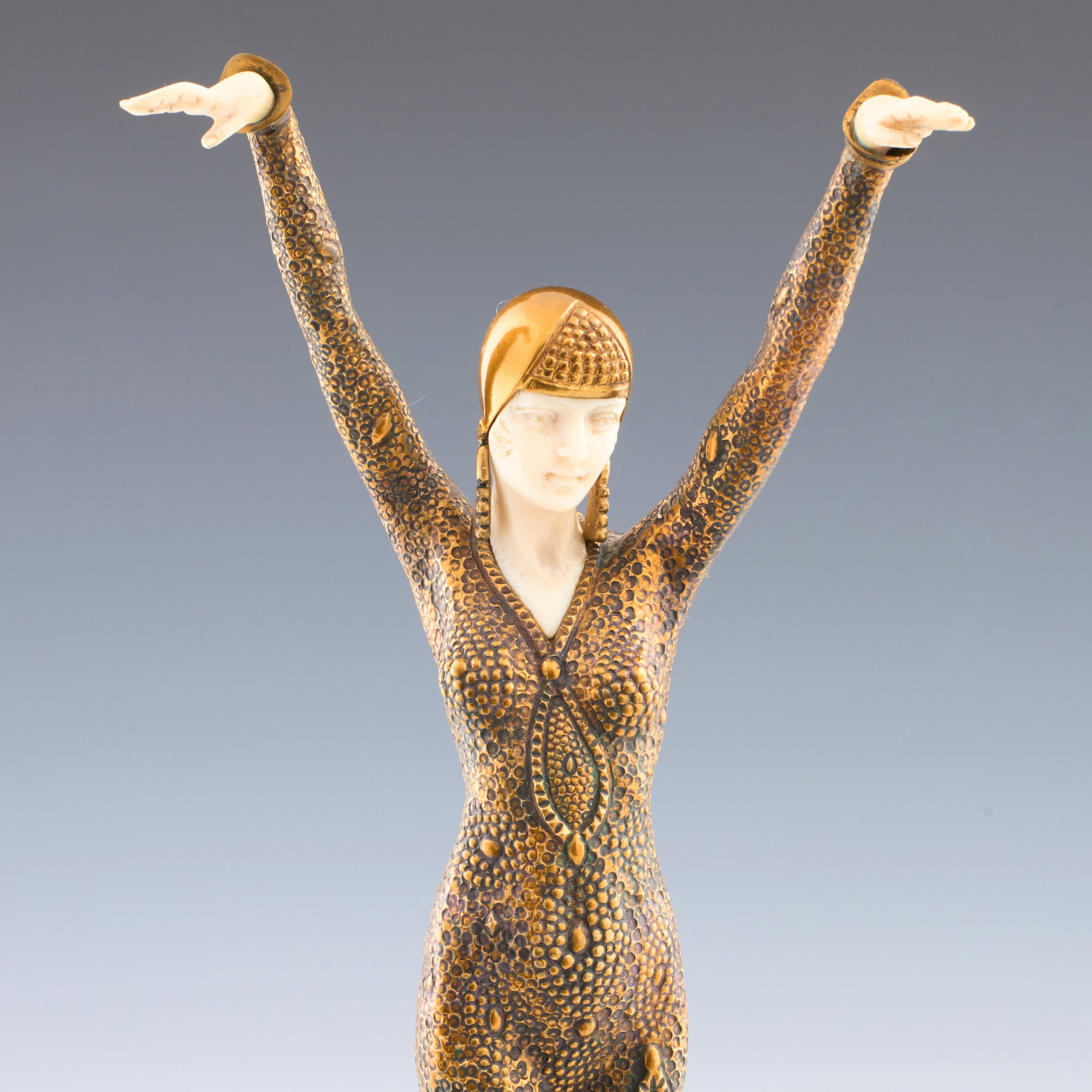 'Dourga' Demetre Chiparus Bronze Sculpture - Original Art Deco Bronze Sculpture.- Jeroen Markies Art Deco