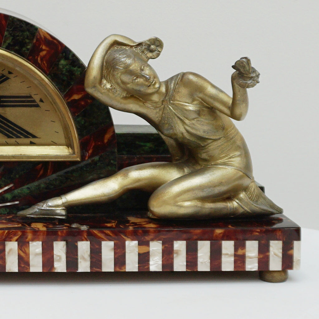 An Art Deco clock with spelter ladies - Jeroen Markies Art Deco