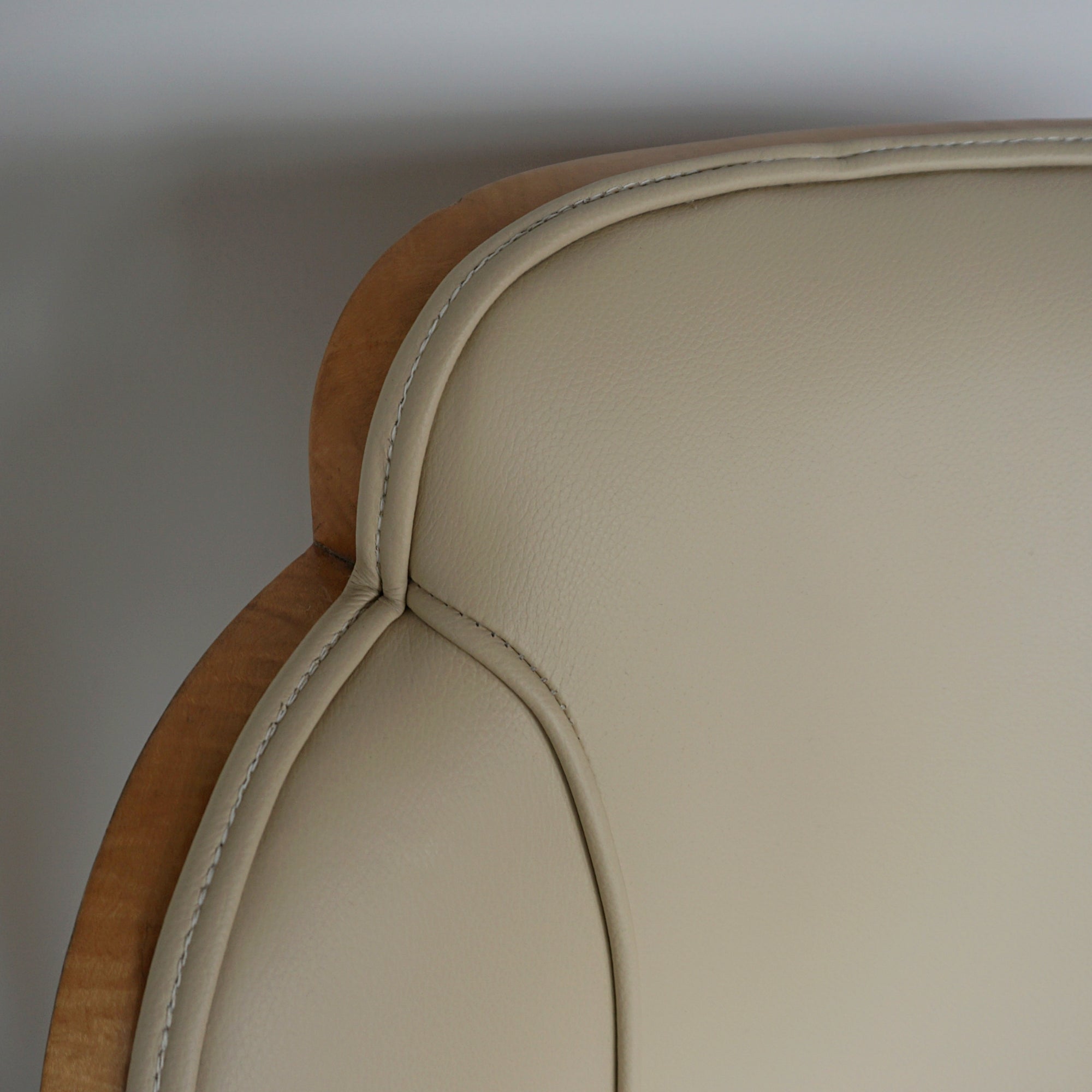 Pair of vintage Art Deco Cloud Chairs by Harry & Lou Epstein - Jeroen Markies Art Deco