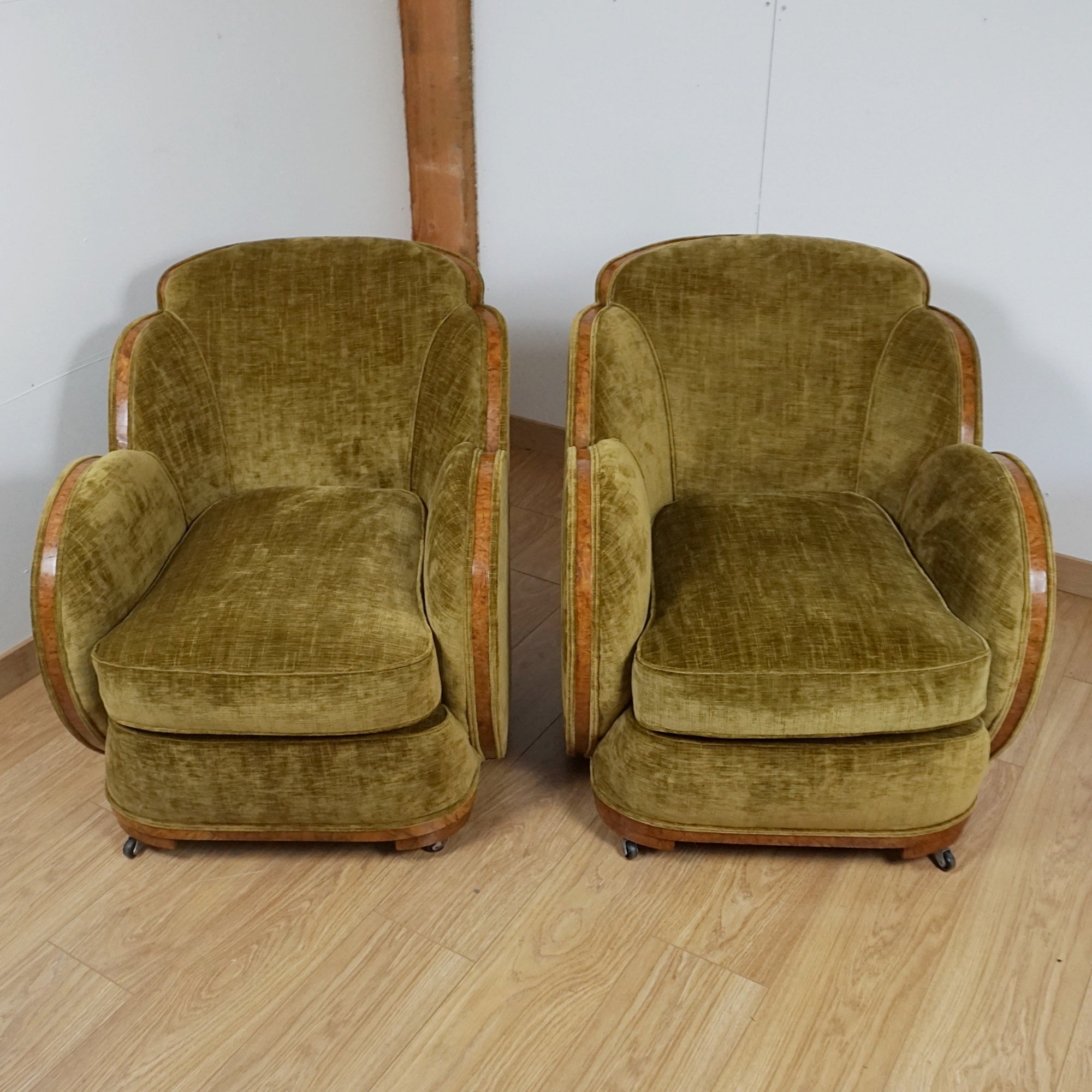 Vintage Art Deco Cloud Lounge Armchairs - Markies Antiques 